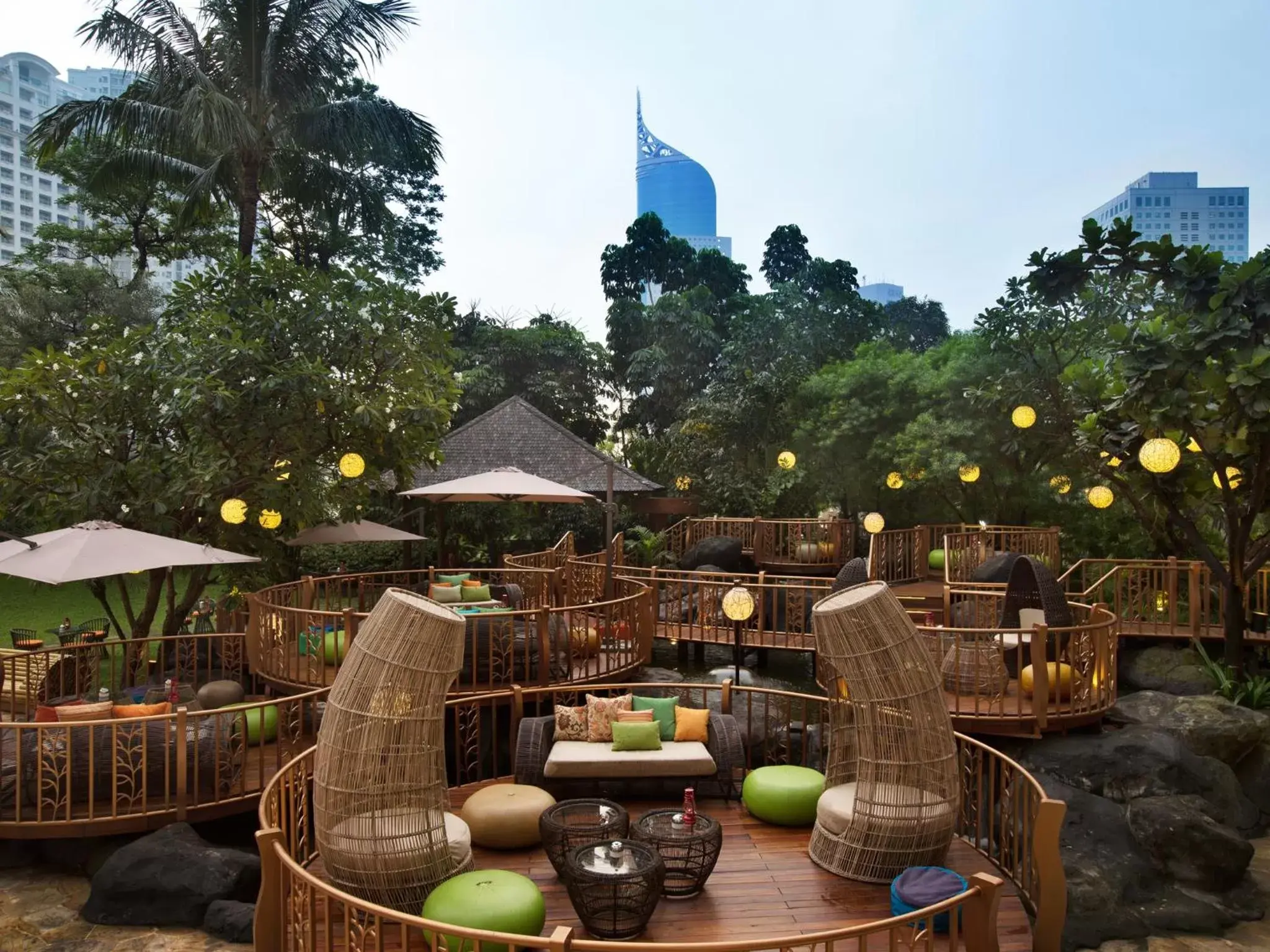 Restaurant/places to eat, Patio/Outdoor Area in AYANA Midplaza JAKARTA