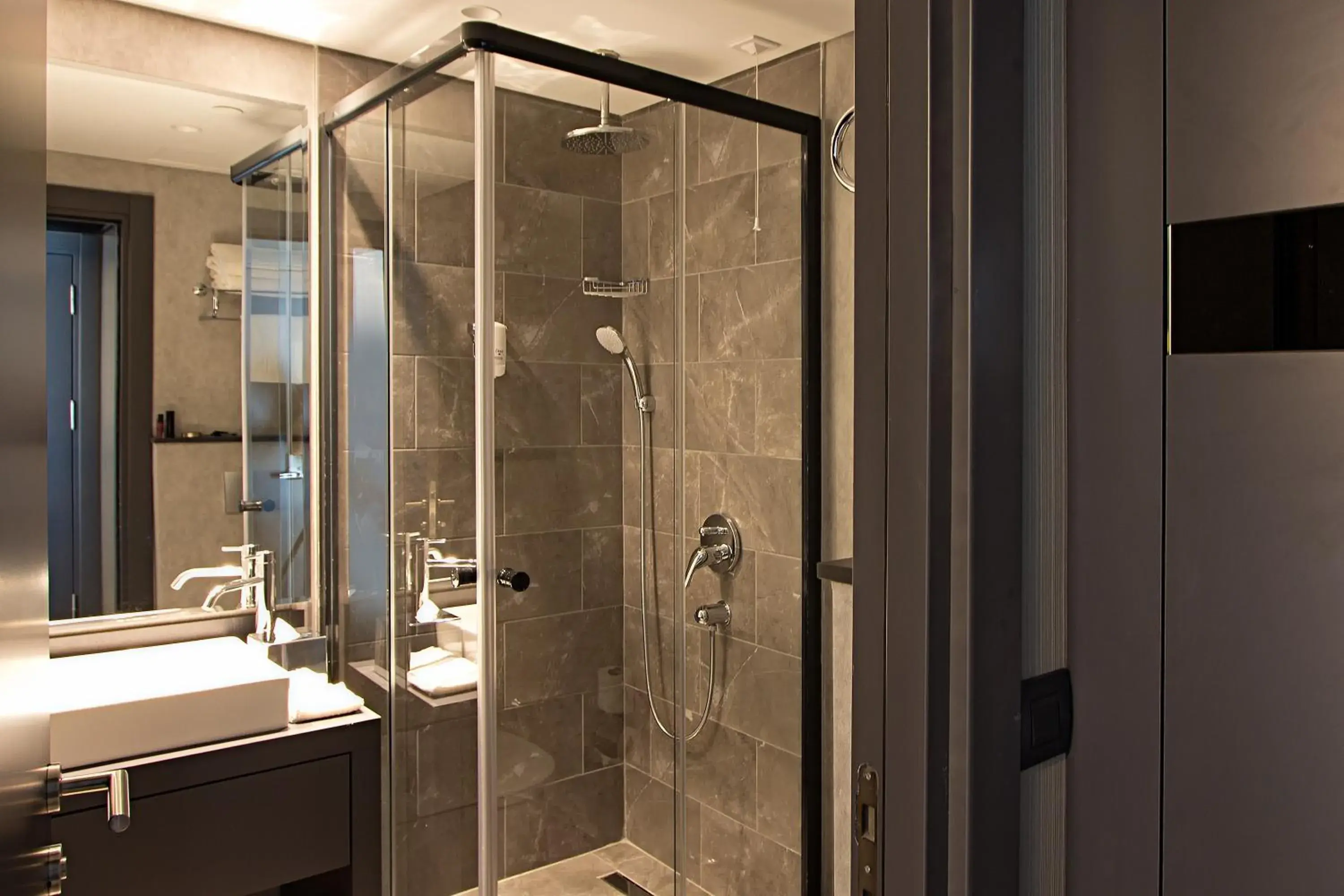 Shower, Bathroom in Cityloft 81