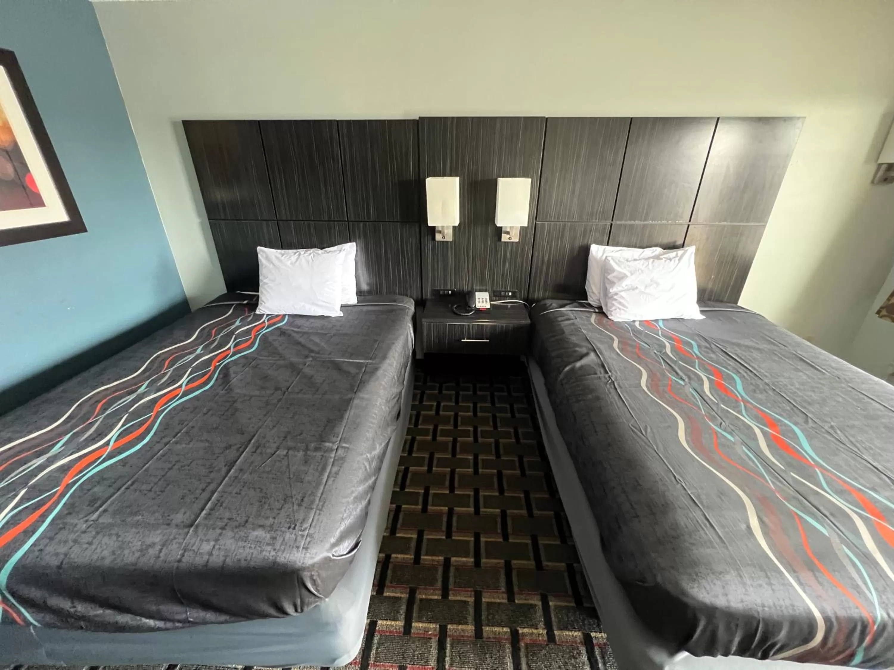 Bed in Executive Inn