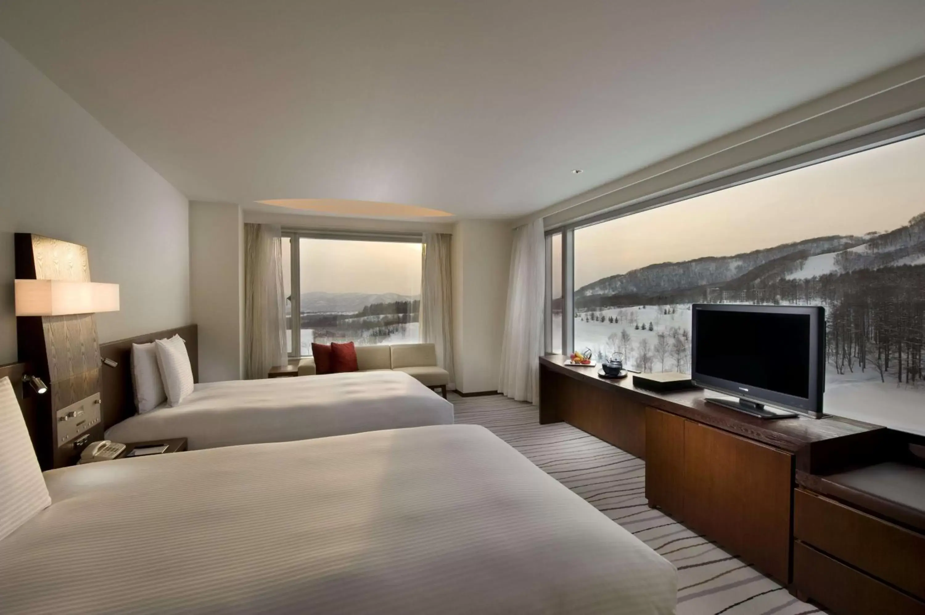 Bed in Hilton Niseko Village