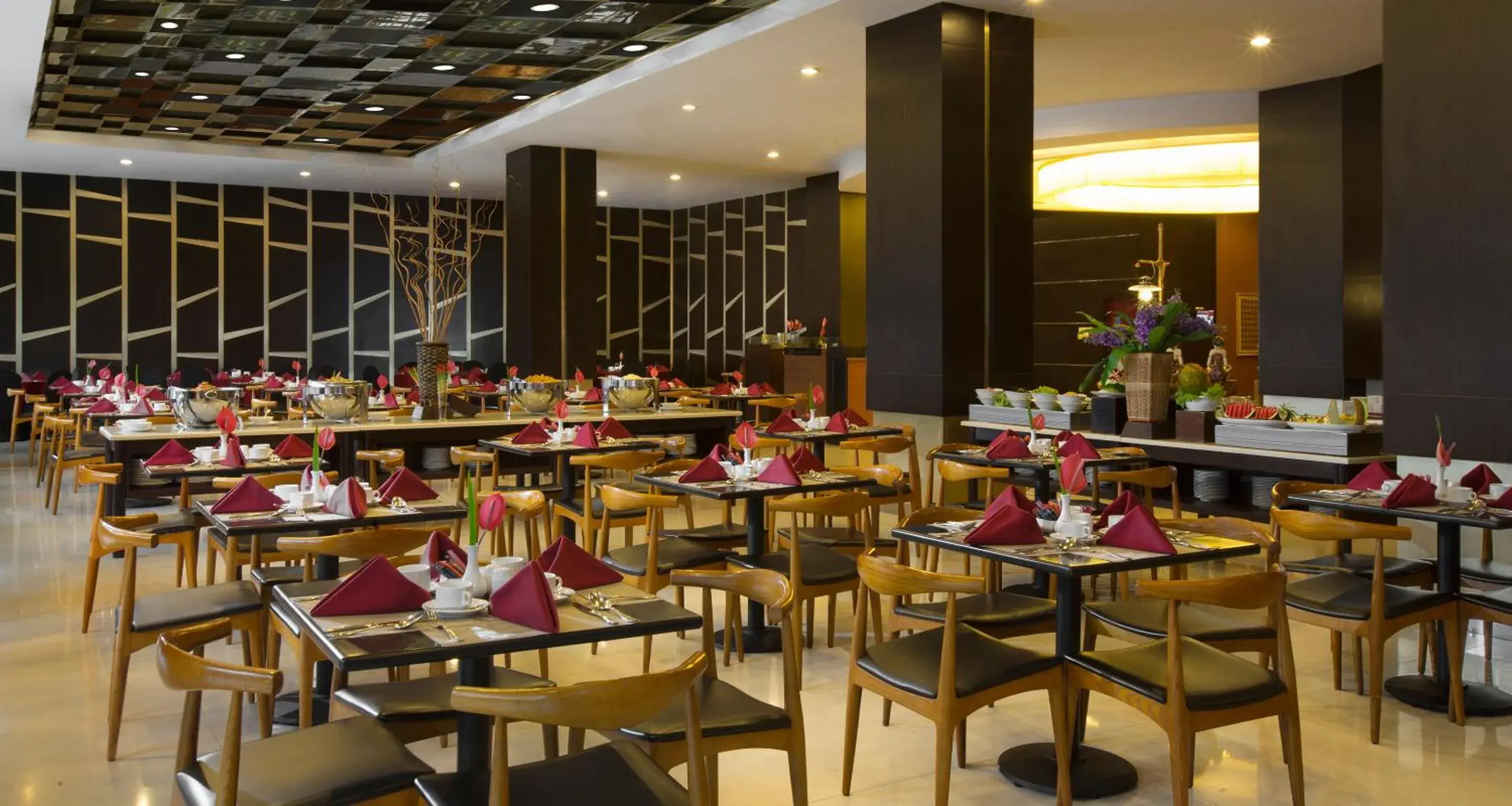 Restaurant/Places to Eat in Atria Hotel Magelang