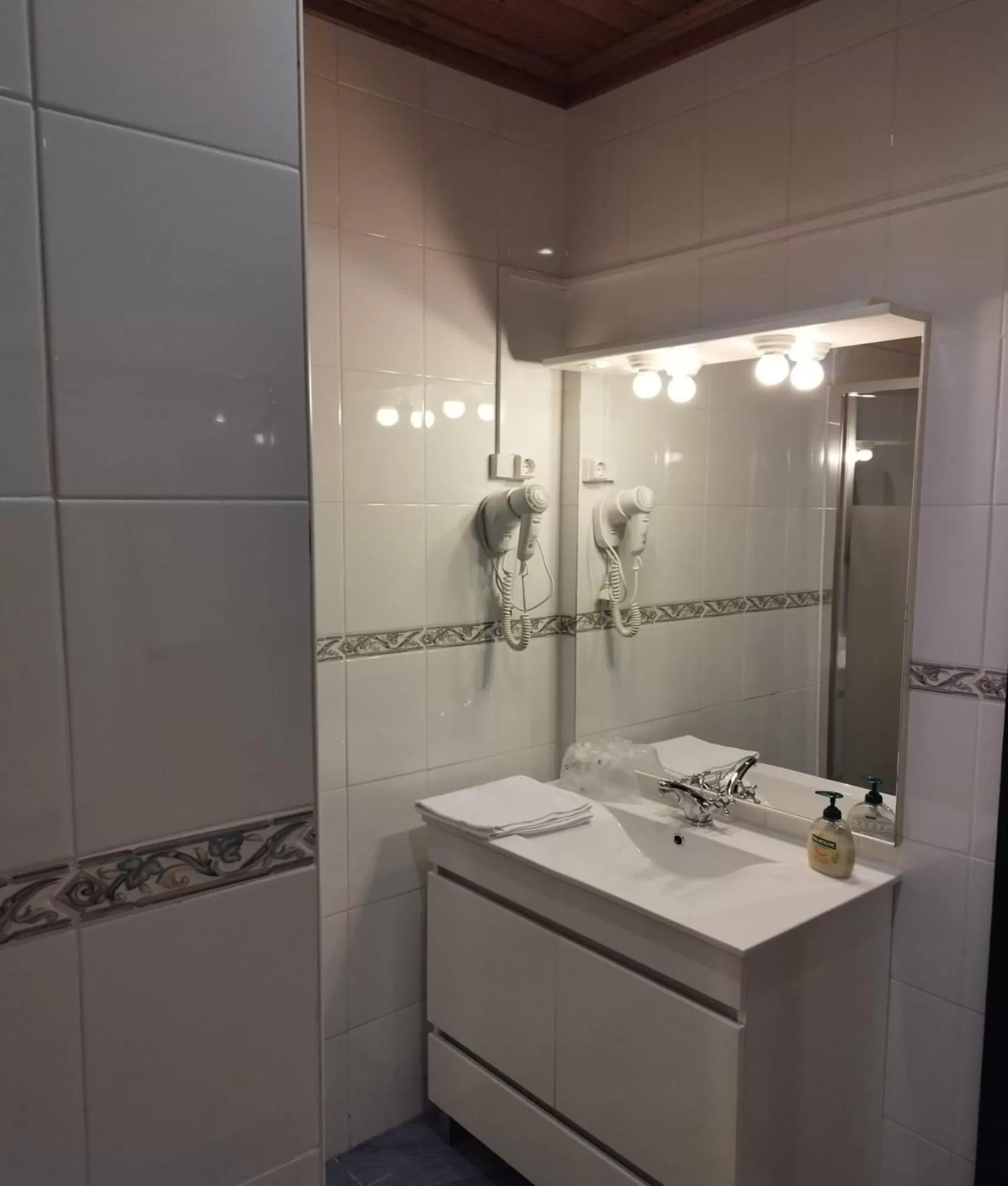 Shower in Casa de Santa Ana da Beira