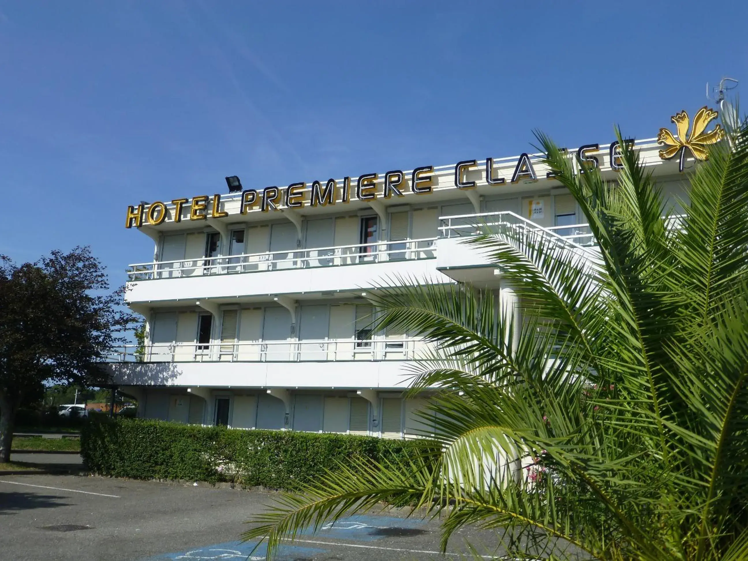 Facade/entrance, Property Building in Premiere Classe Biarritz