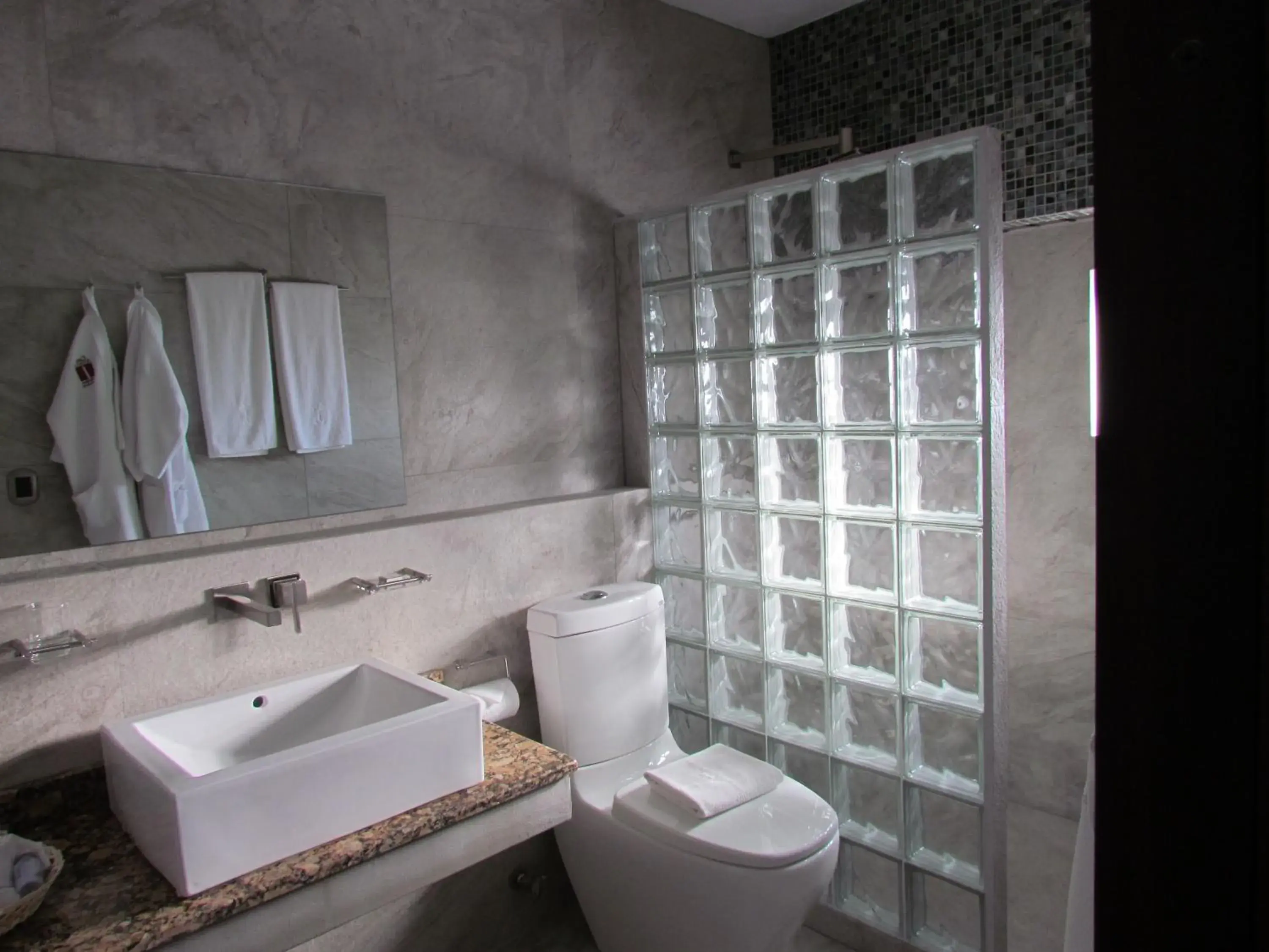 Bathroom in Hotel Casa Antigua