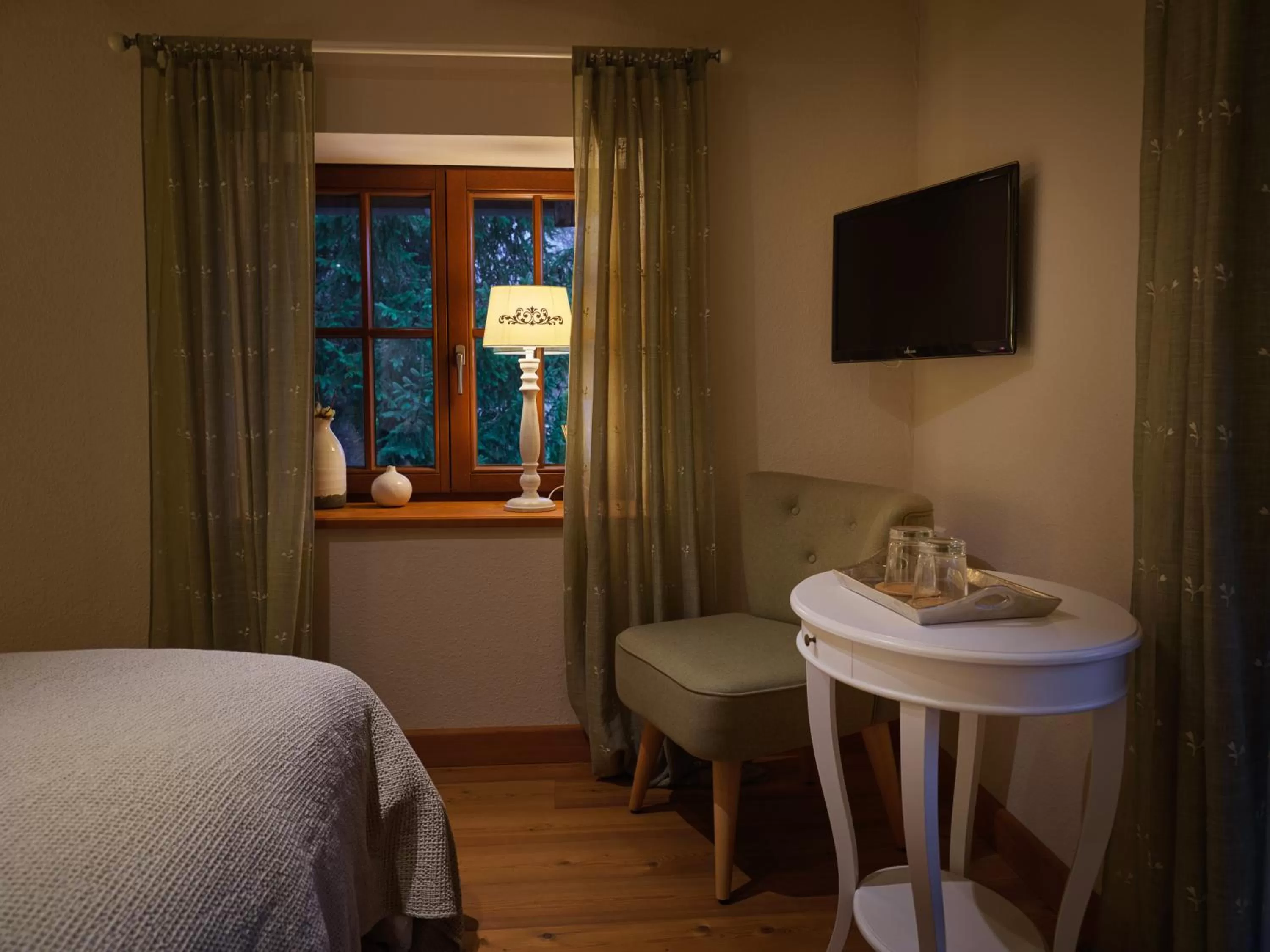 Bedroom, TV/Entertainment Center in Boutique Hotel Mühle Schluchsee