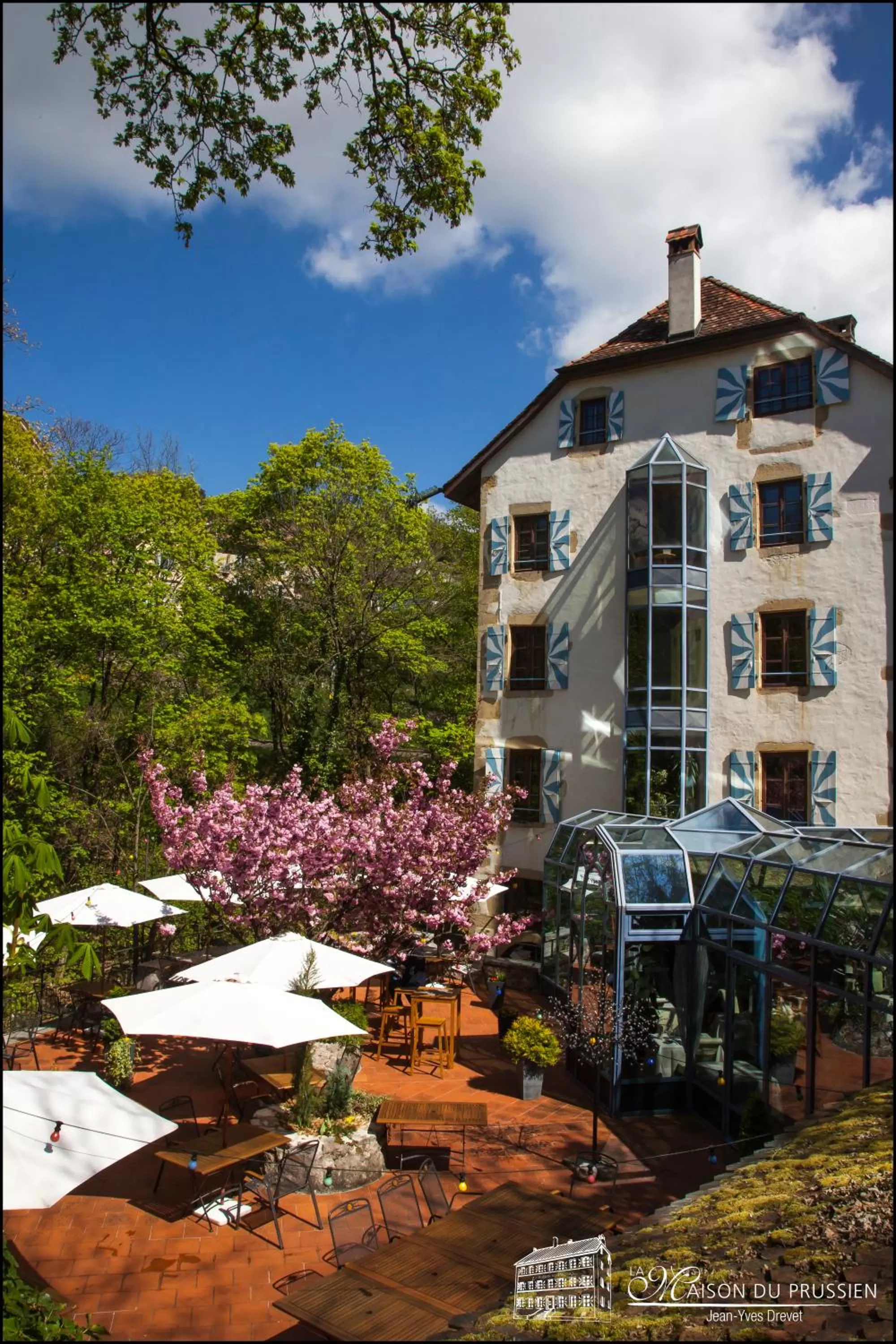 Garden view, Property Building in Hôtel La Maison du Prussien