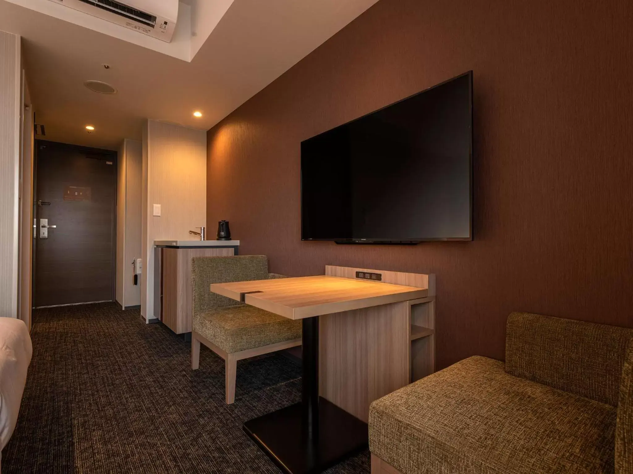 Photo of the whole room, TV/Entertainment Center in Tokyu Stay Kanazawa