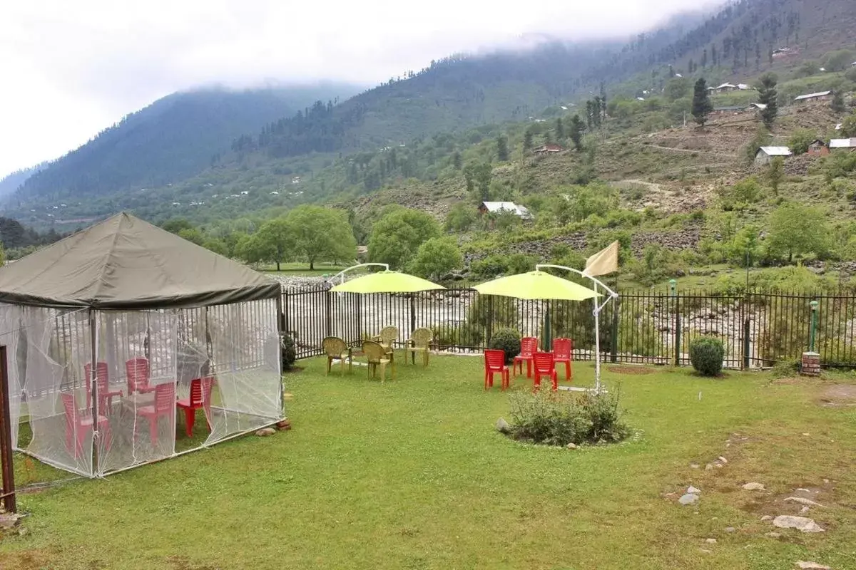 Facade/entrance in Walisons Peace Resort Facade/entrance in Walisons Peace Resort