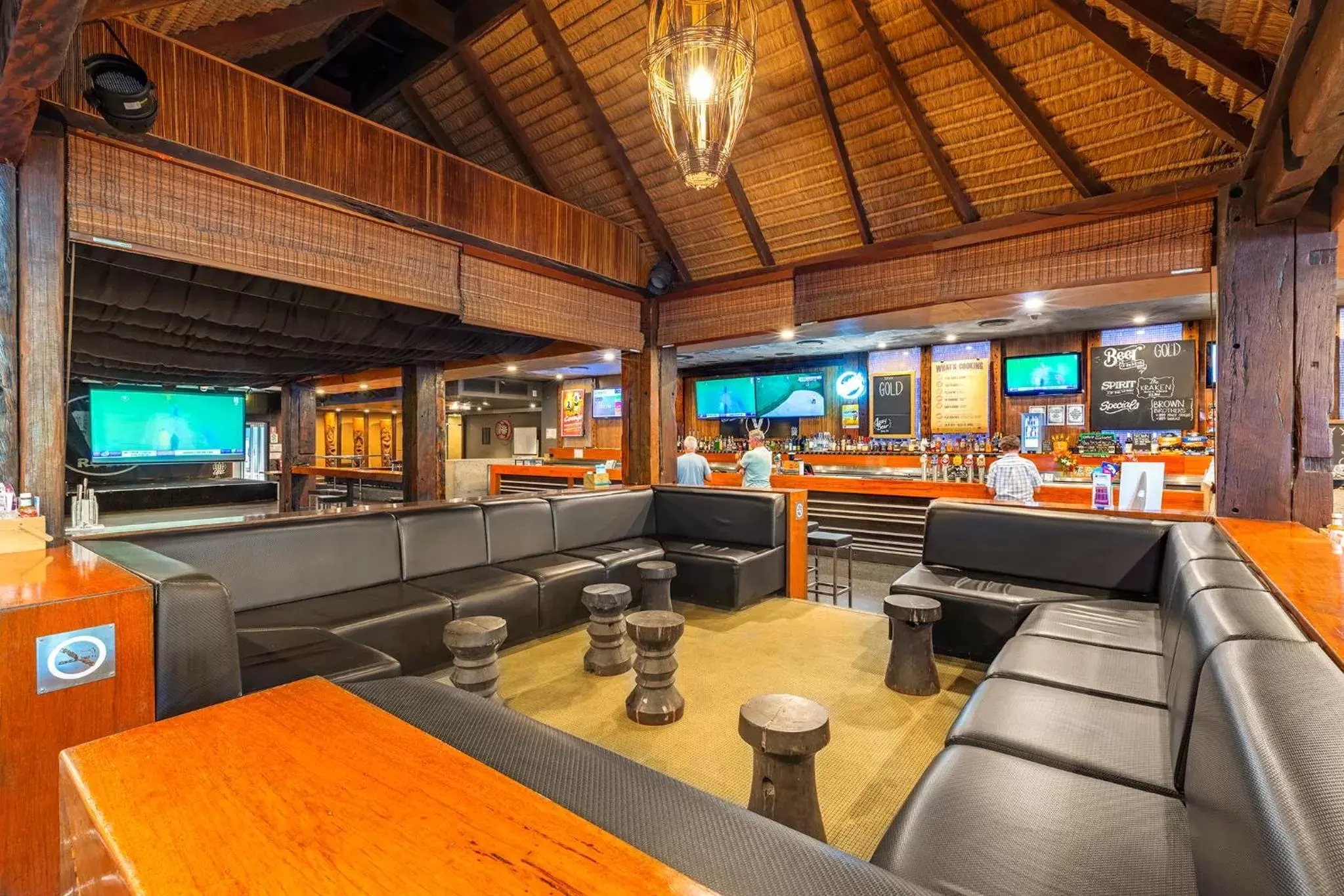 Lounge or bar, Lounge/Bar in Villa Noosa Hotel