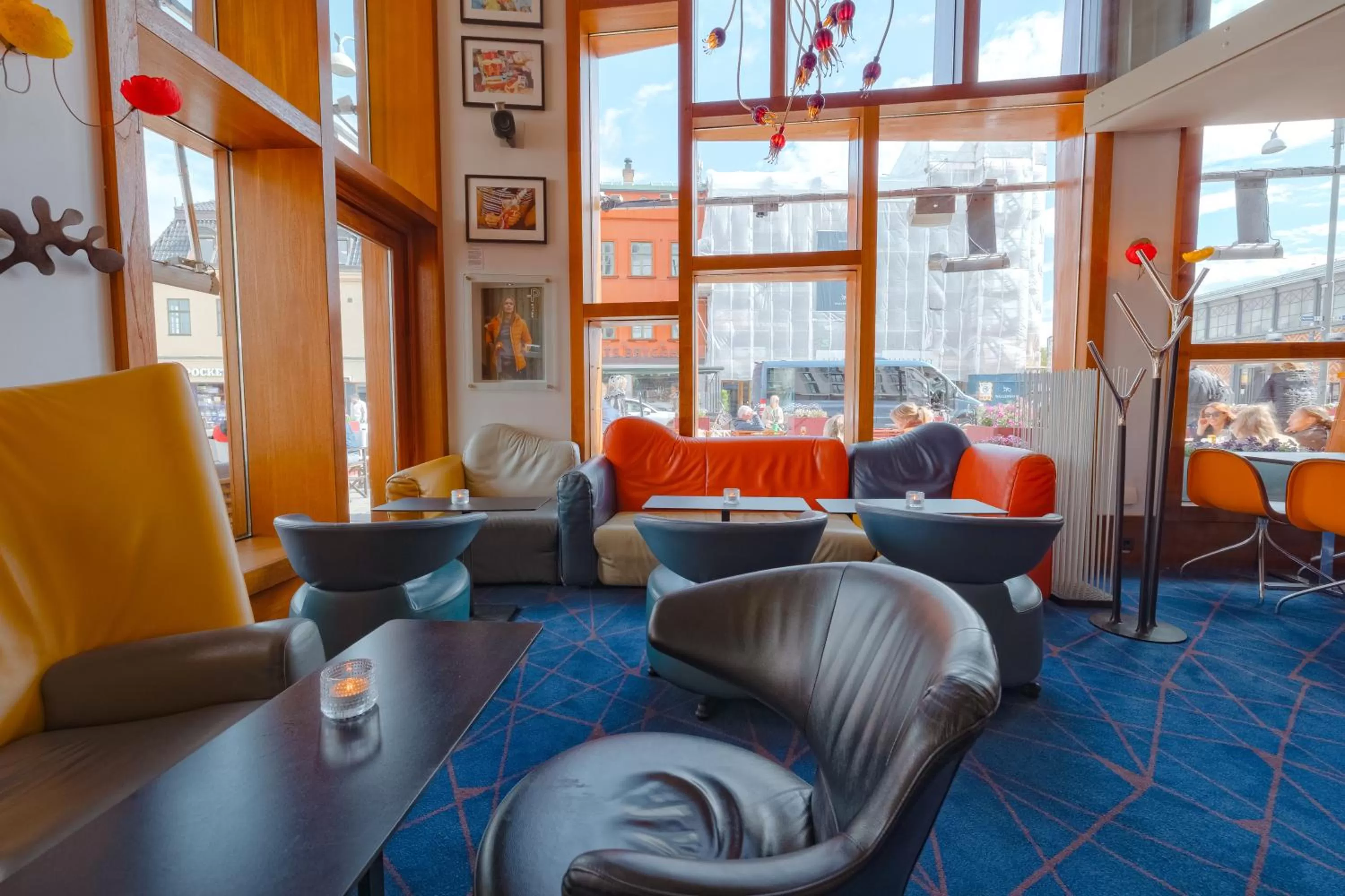 Lounge or bar in Avalon Hotel