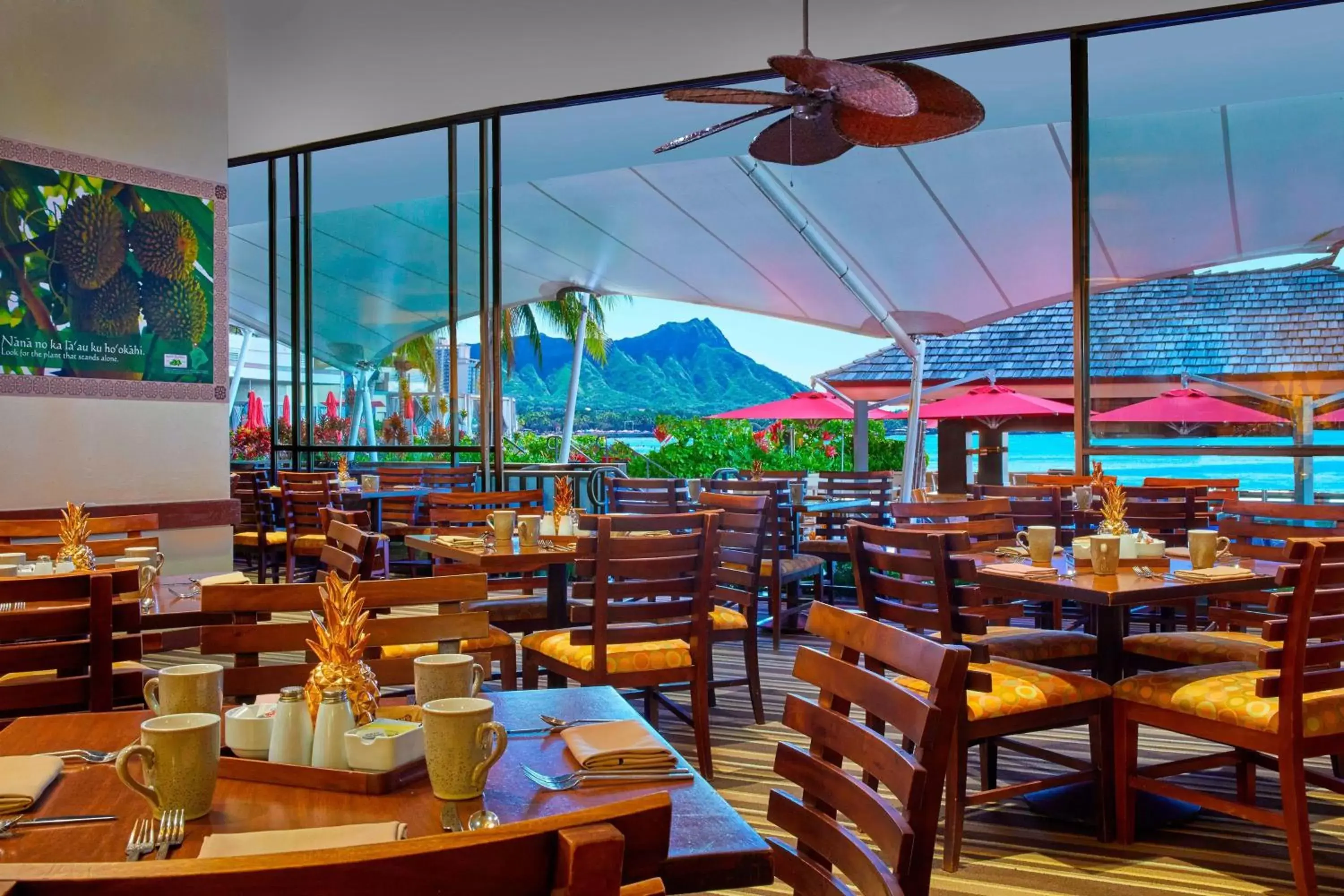 Restaurant/Places to Eat in Sheraton Waikiki