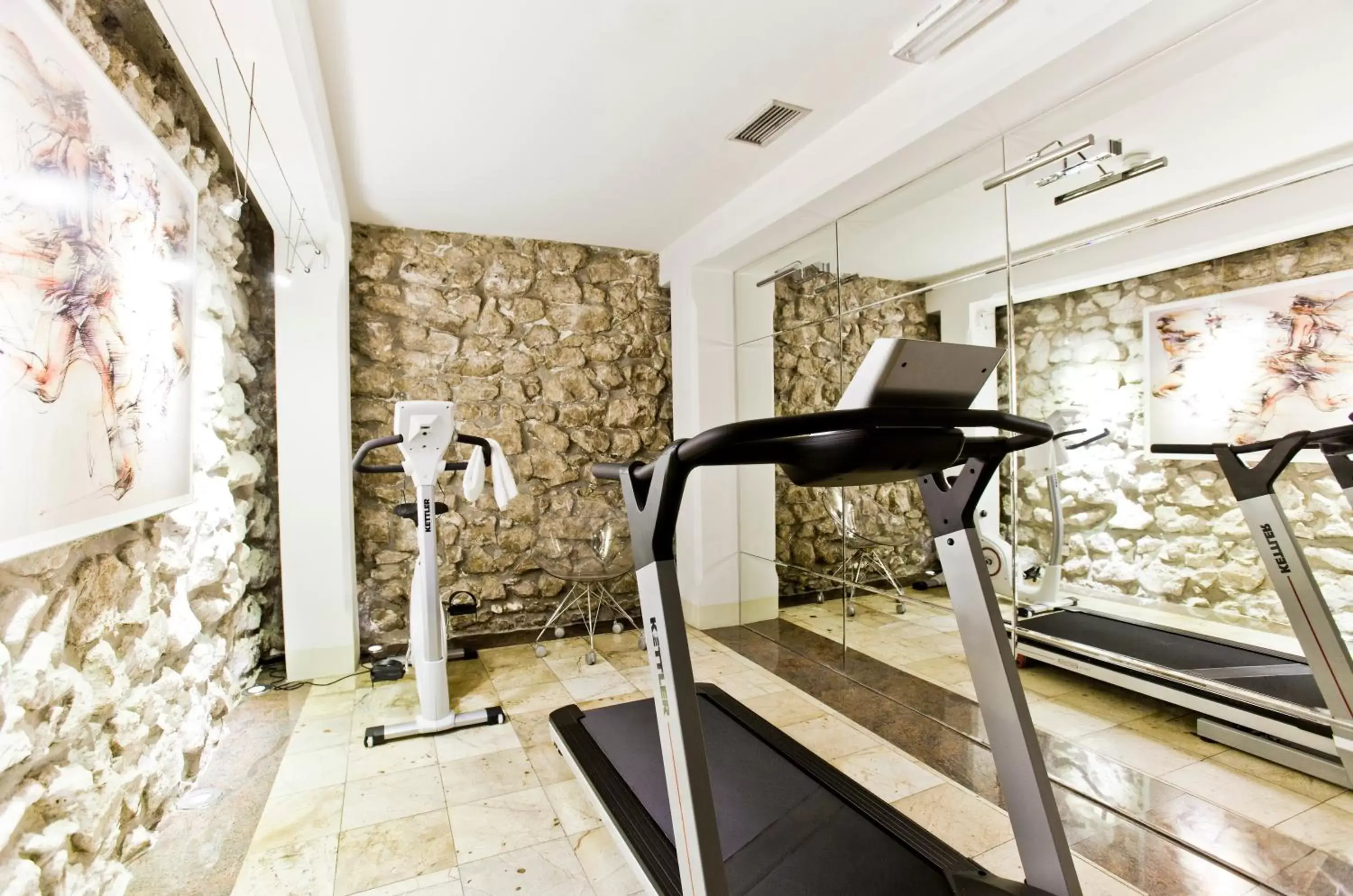 Fitness centre/facilities, Fitness Center/Facilities in Hotel Senacki