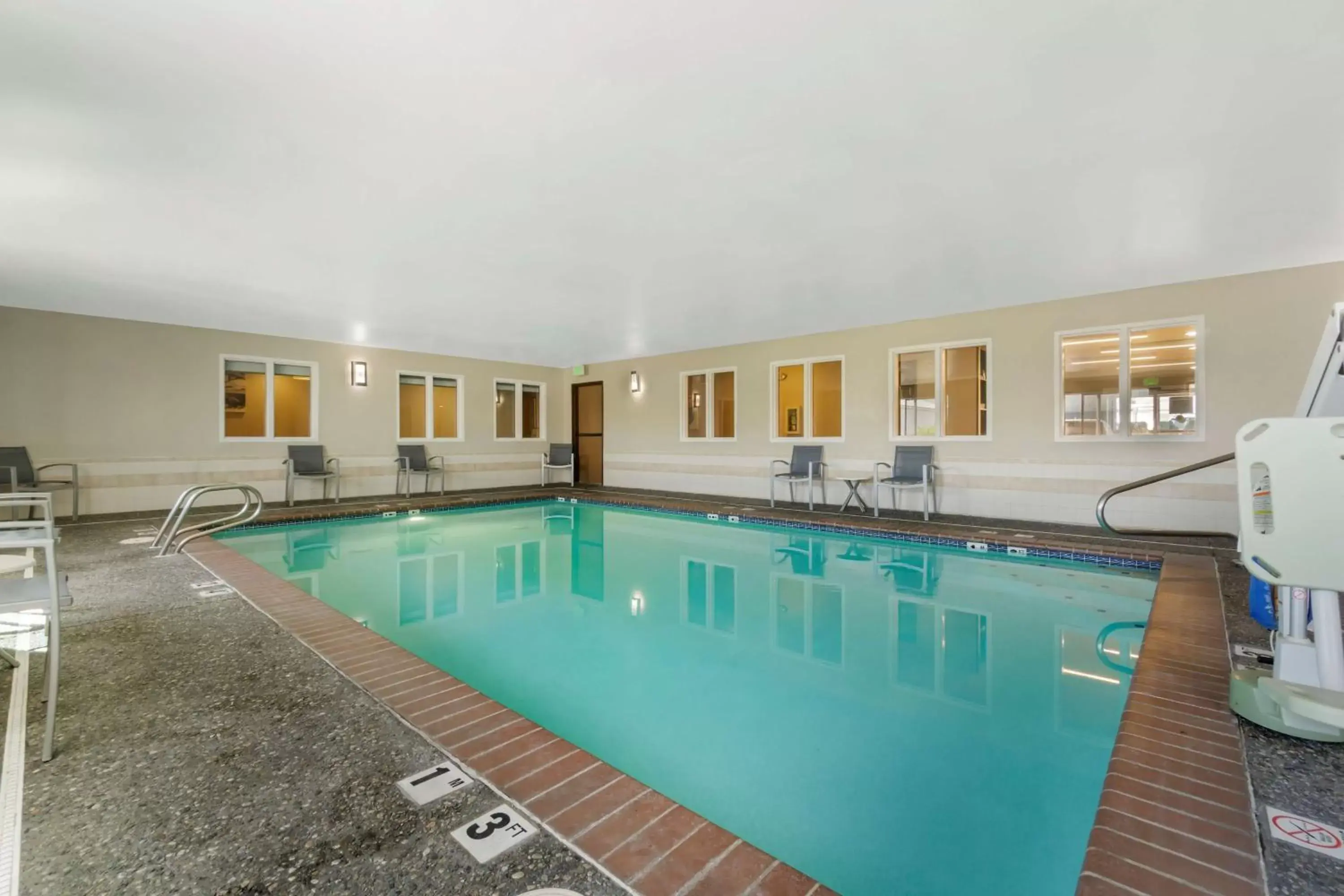 Pool view, Swimming Pool in Best Western Plus Wenatchee Downtown Hotel