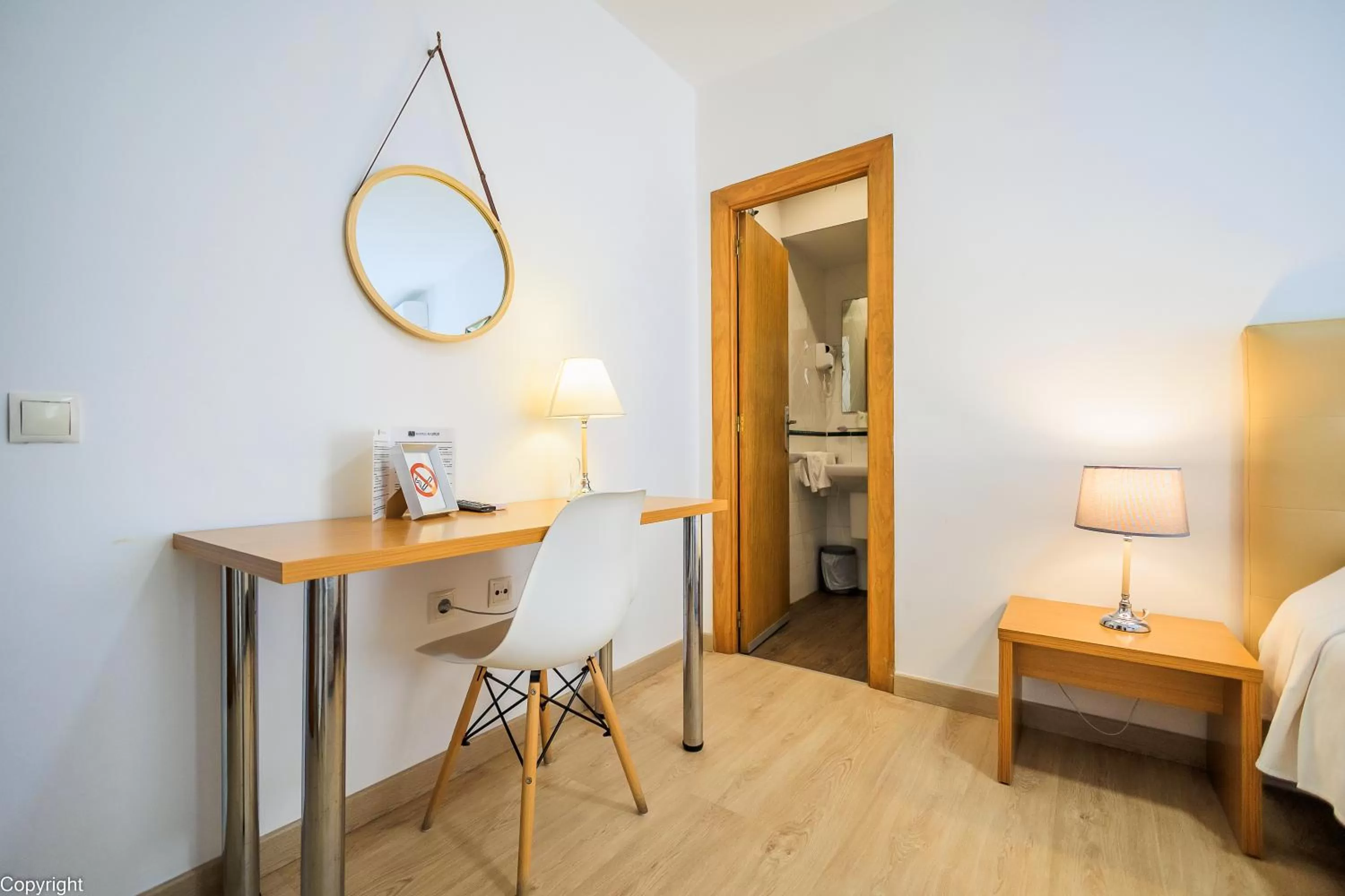 Bedroom, Bed in Hotel Madrid