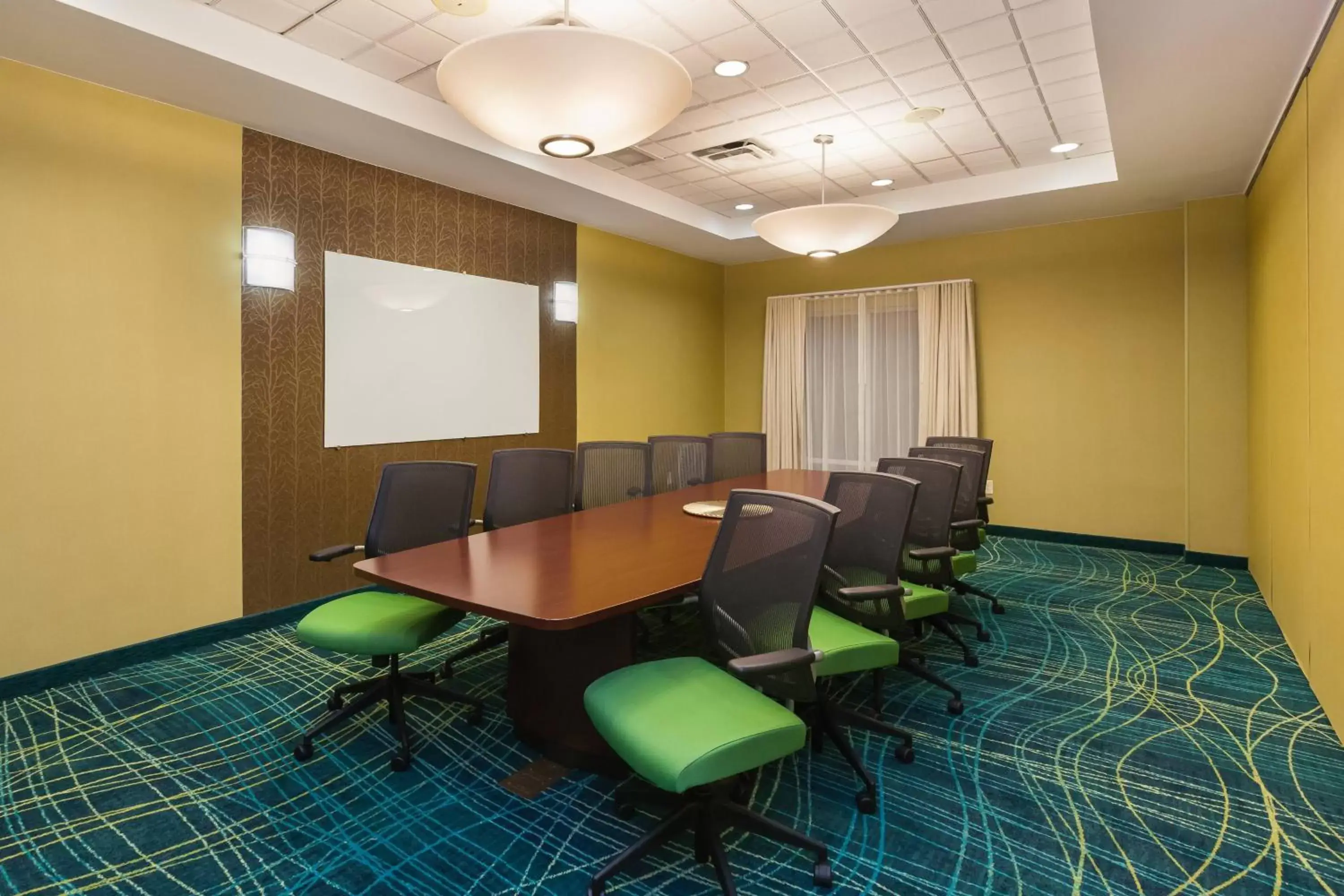 Meeting/conference room in SpringHill Suites Charlotte Lake Norman/Mooresville