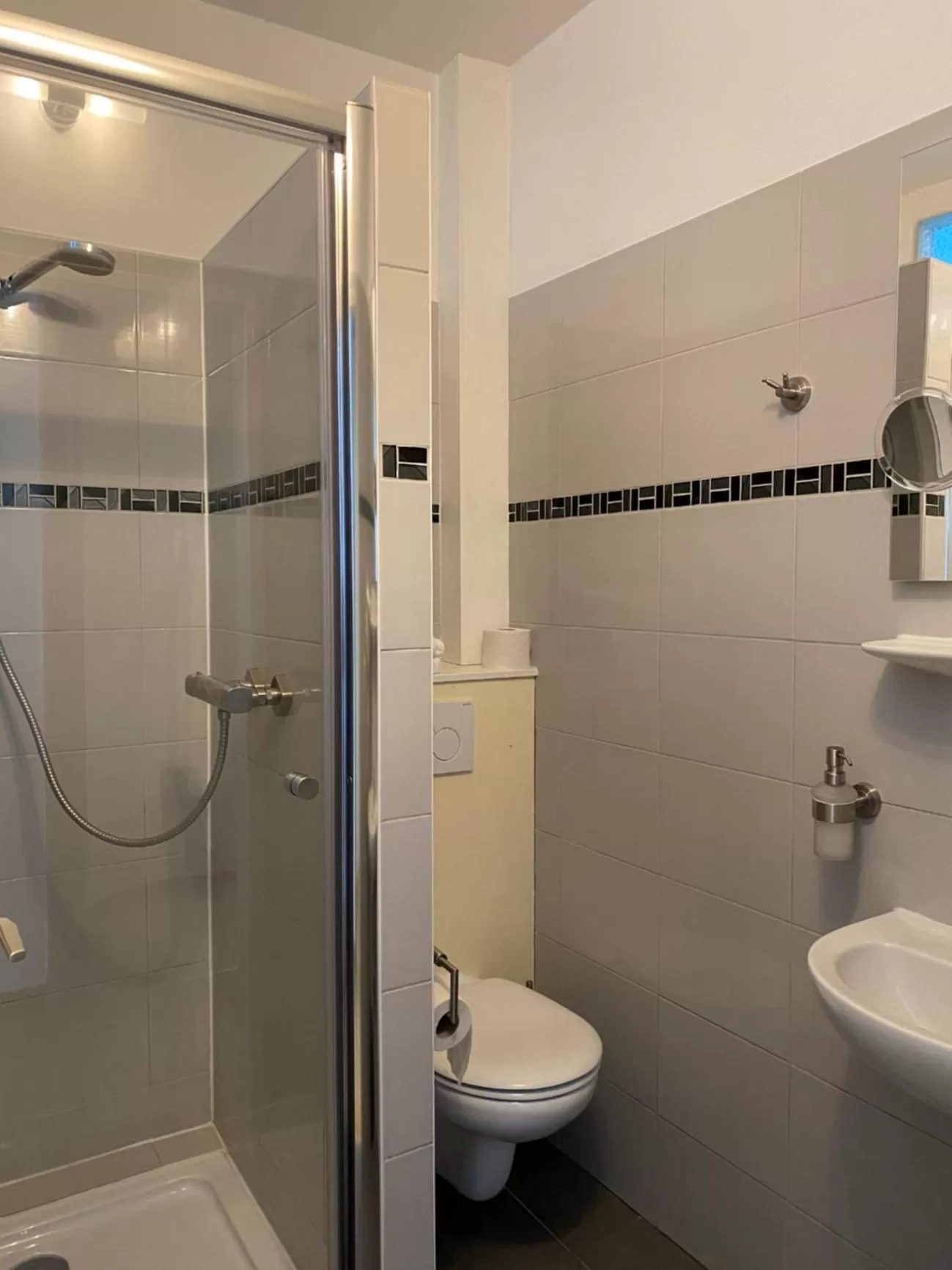 Bathroom in Hôtel Les Acteurs