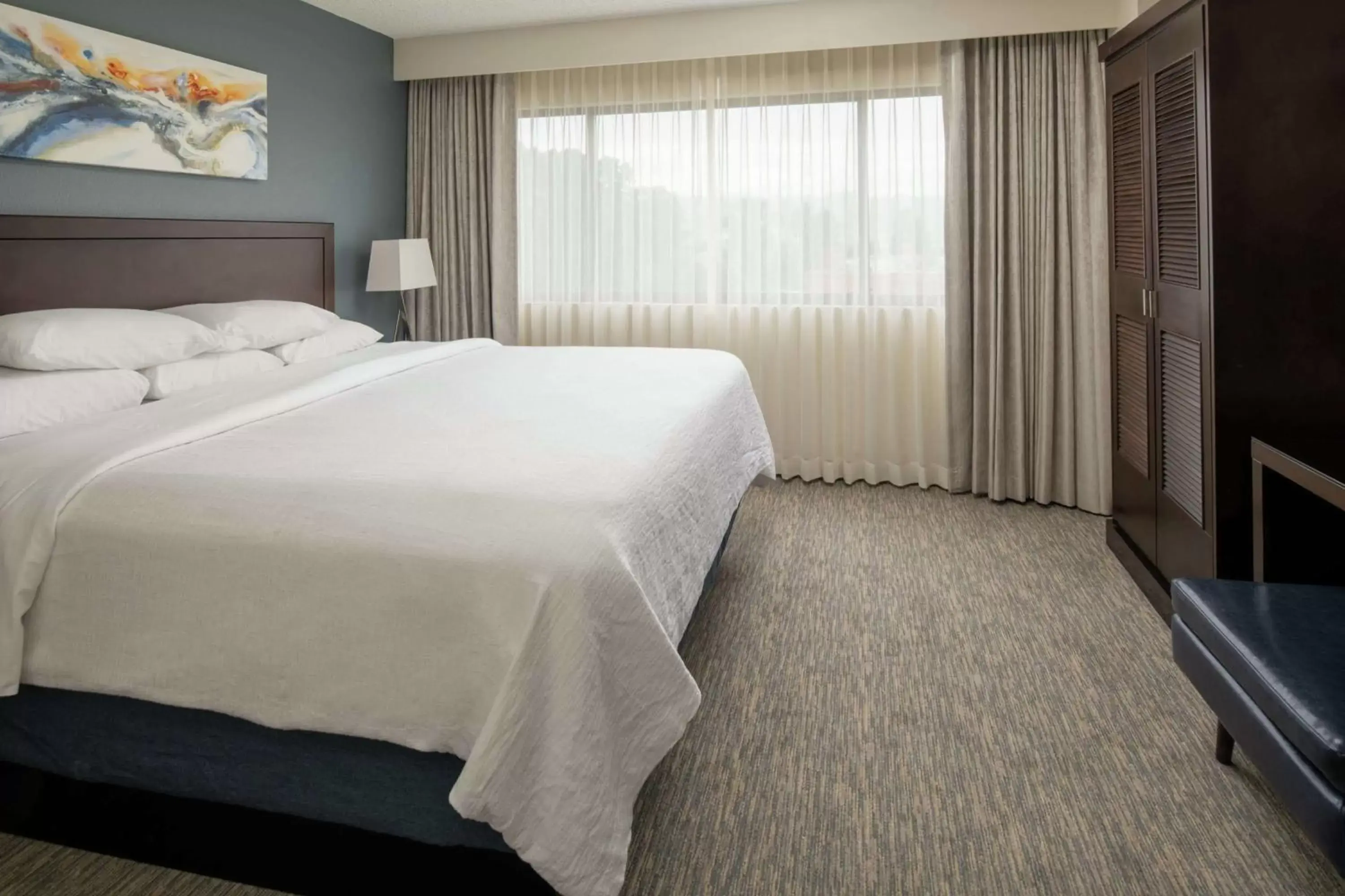 Bedroom, Bed in Embassy Suites By Hilton Seattle - Tacoma International Airport