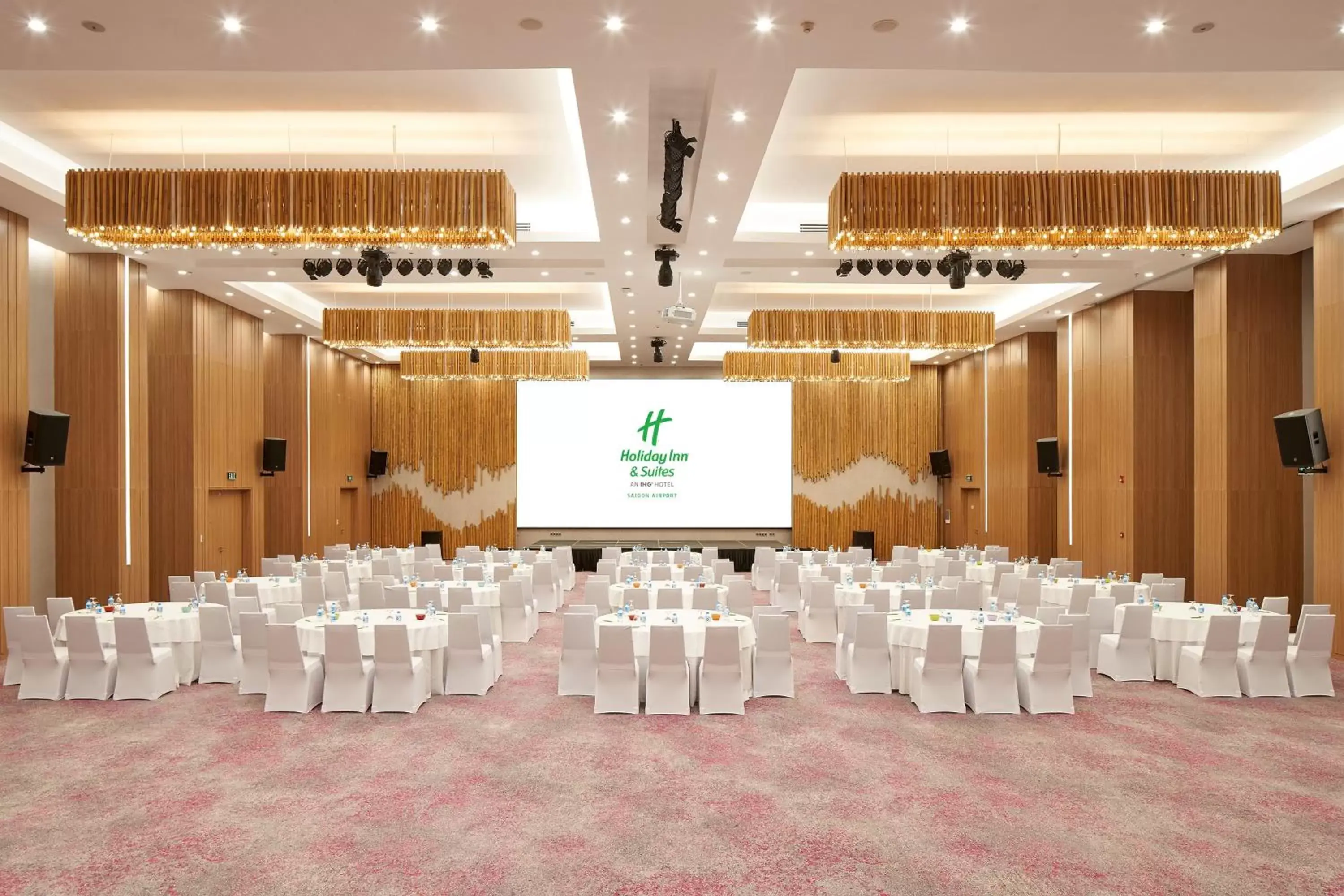 Meeting/conference room in Holiday Inn & Suites Saigon Airport, an IHG Hotel