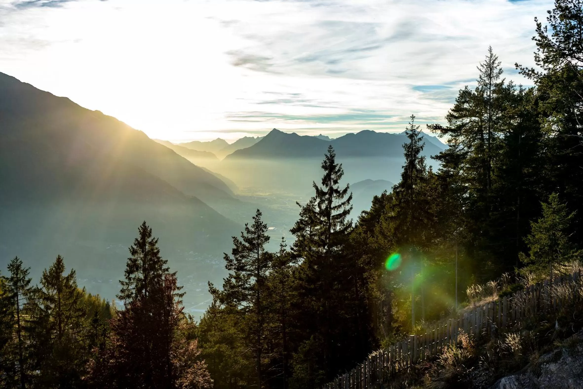 Autumn in NIDUM - Casual Luxury Hotel