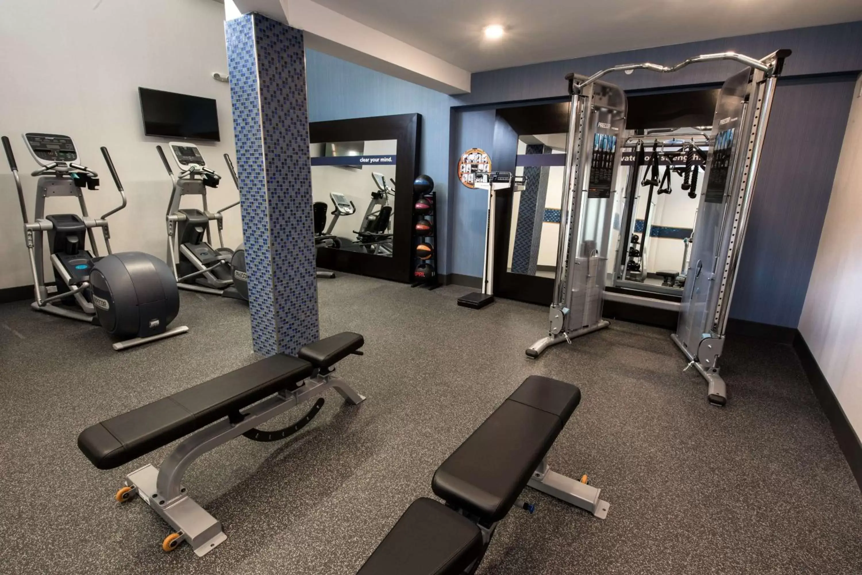 Fitness centre/facilities, Fitness Center/Facilities in Hampton Inn Albany-Western Ave/University Area, NY