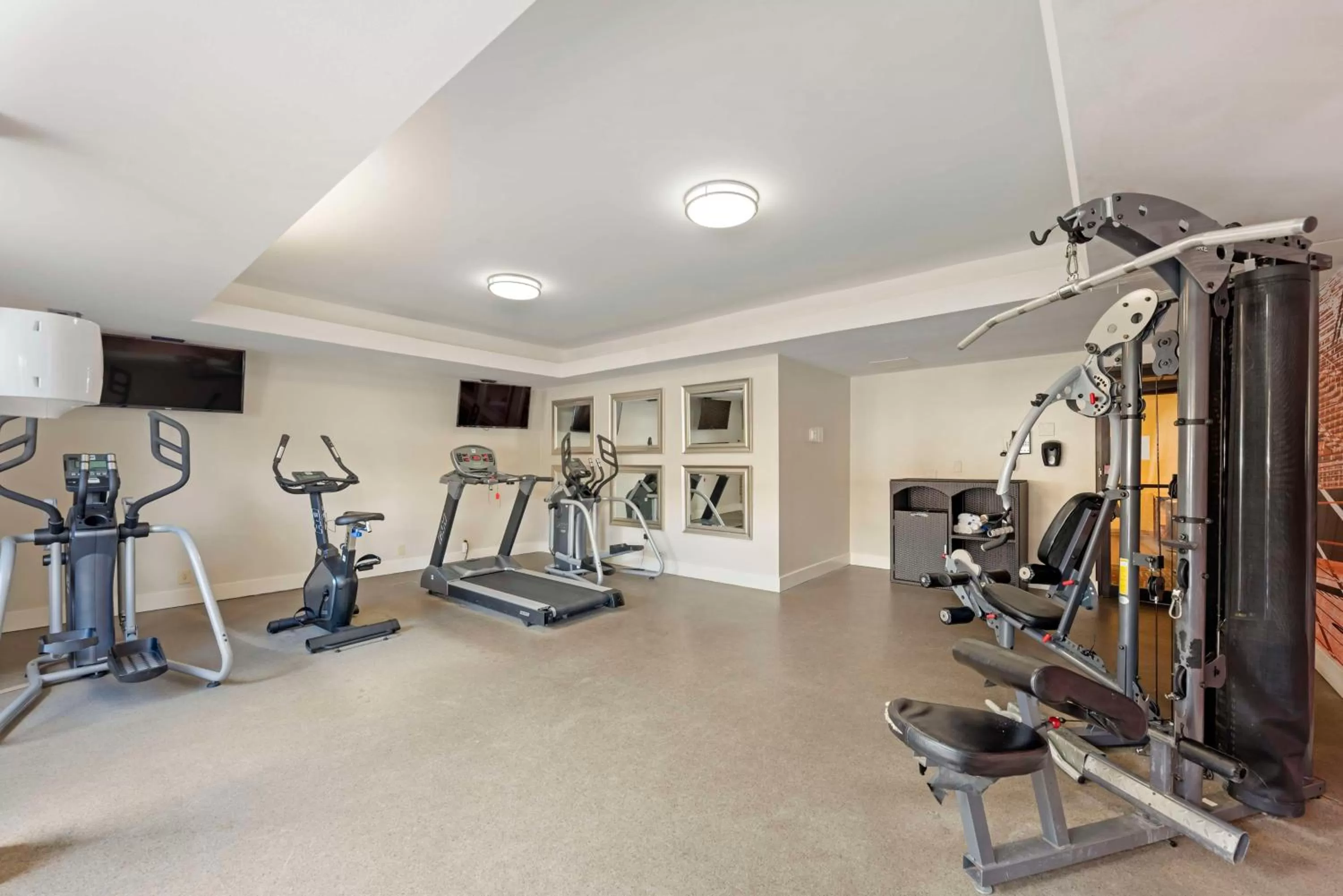 Fitness centre/facilities in Best Western Plus Austin Central