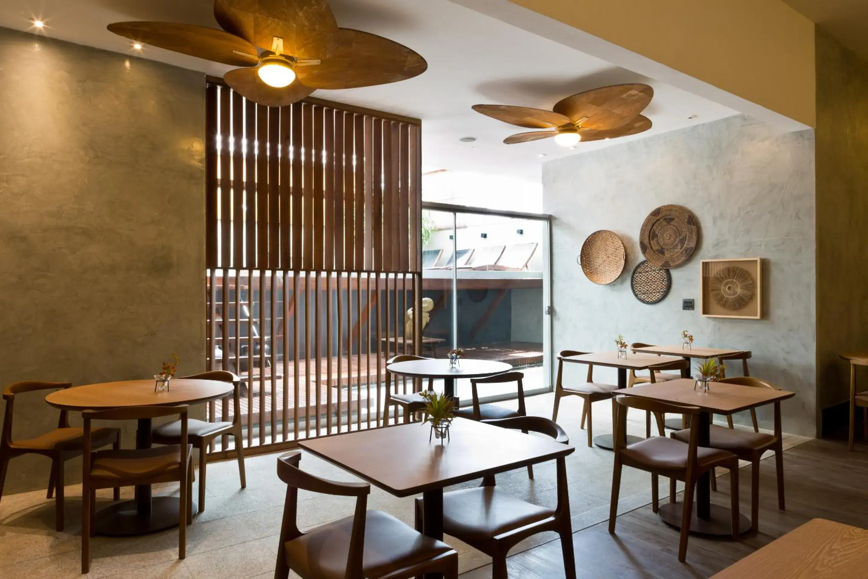 Restaurant/places to eat, Lounge/Bar in Ritz Leblon