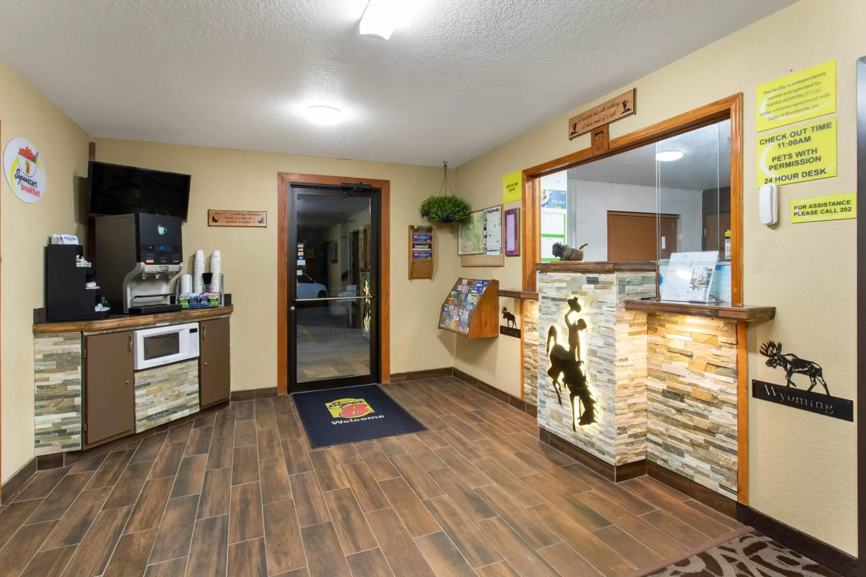Lobby or reception in Super 8 by Wyndham Dubois Lobby or reception in Super 8 by Wyndham Dubois