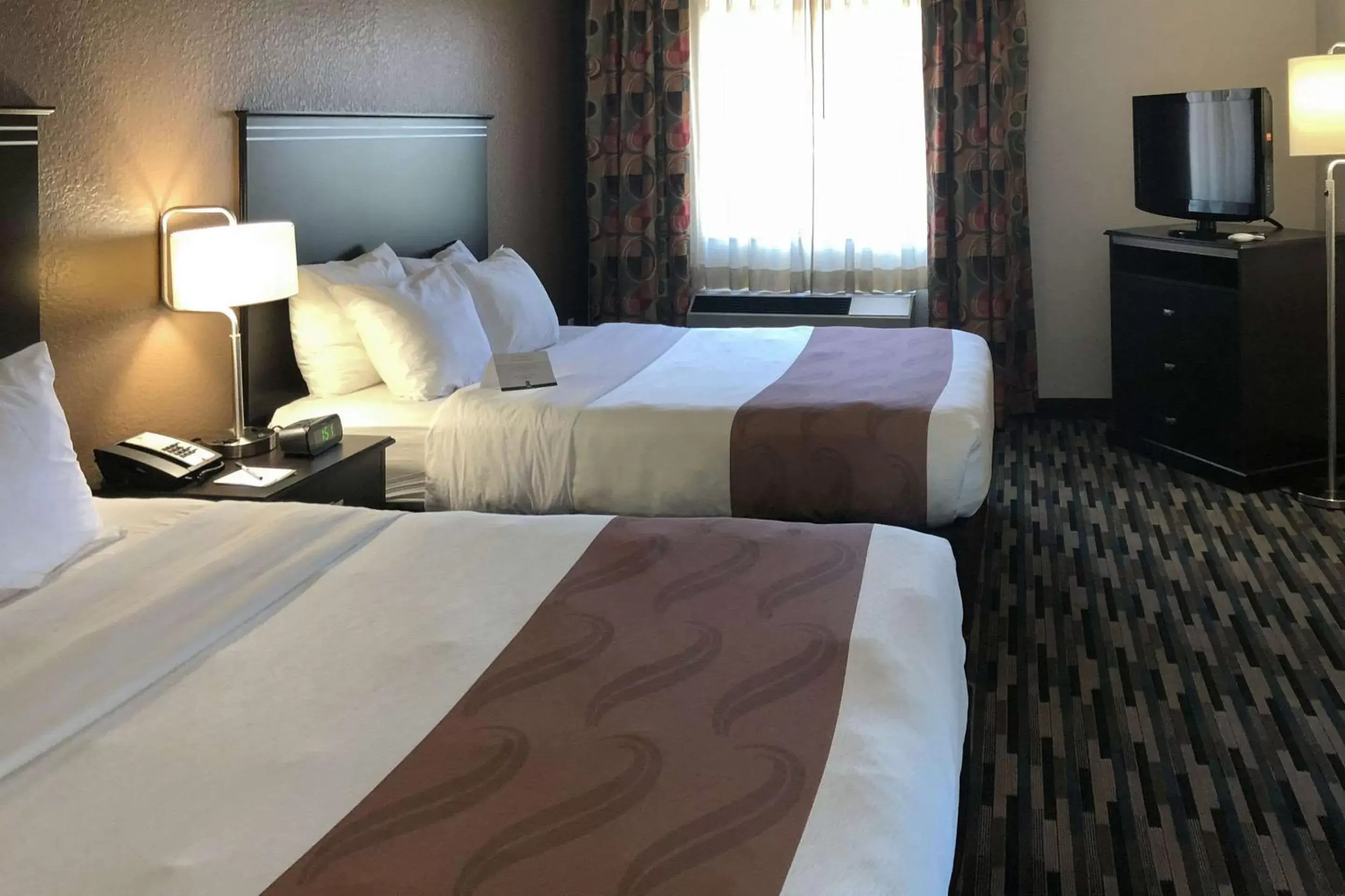 Photo of the whole room, Bed in Quality Inn & Suites Denver International Airport
