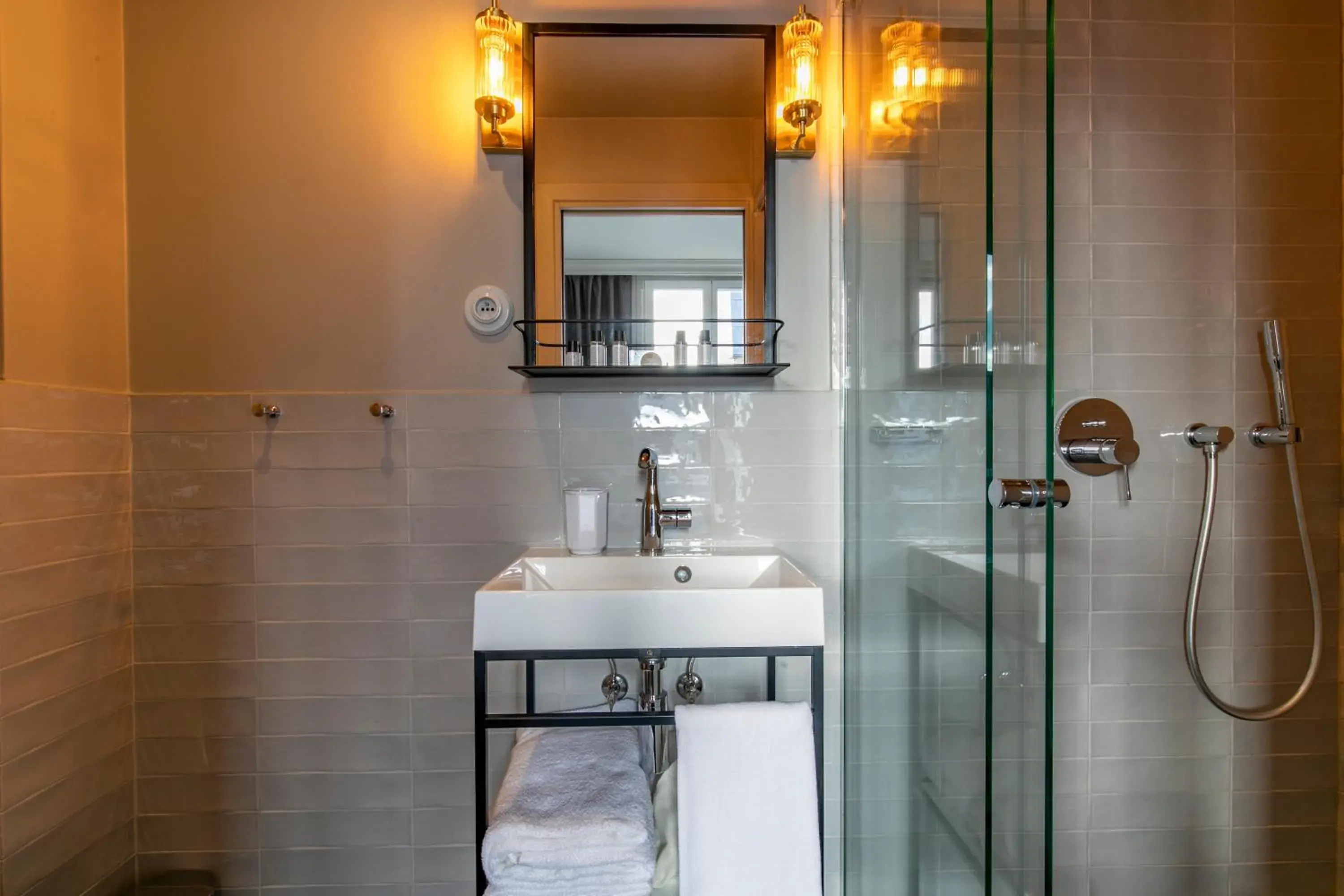 Shower, Bathroom in Maison Barbès