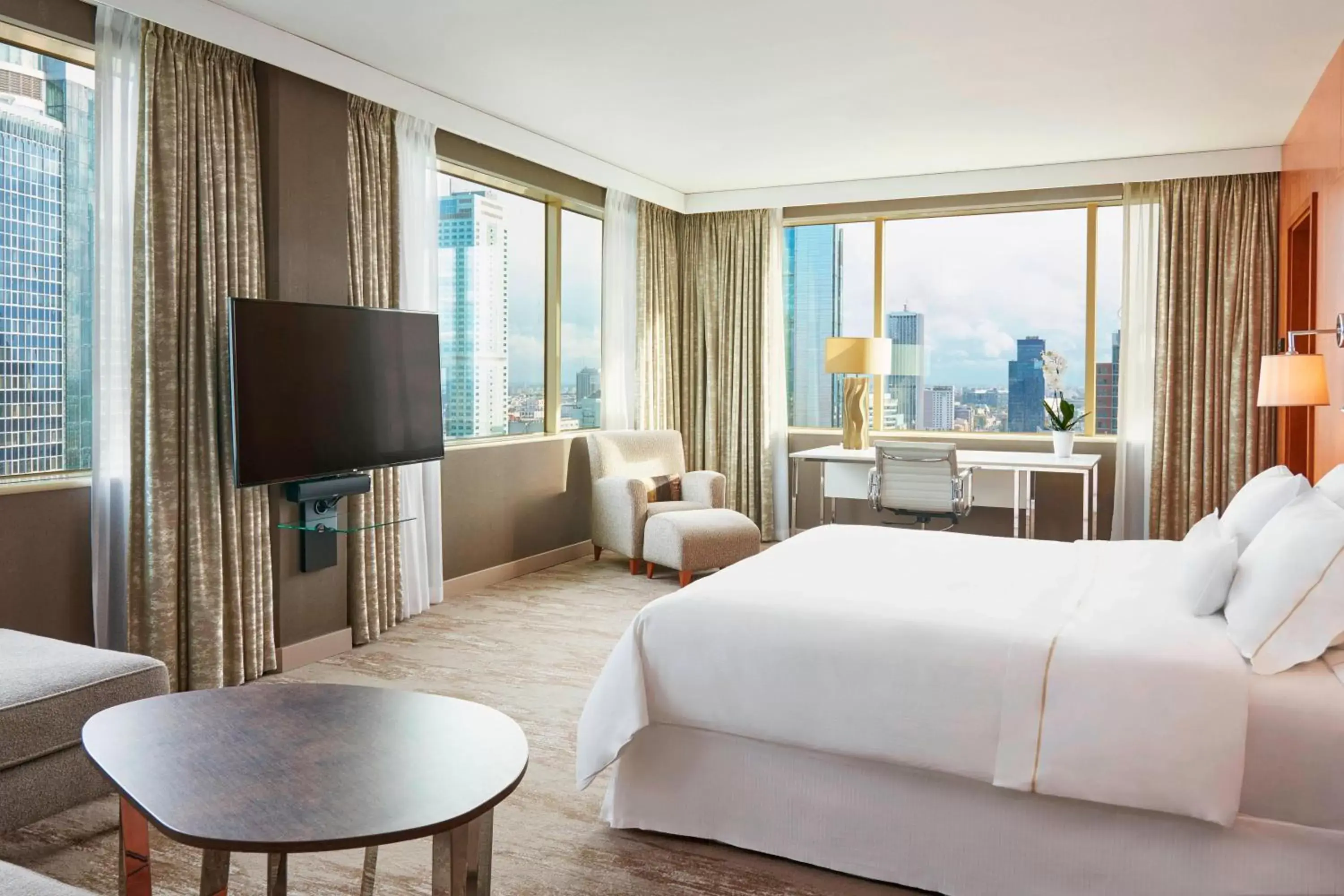 Bedroom in The Westin Warsaw