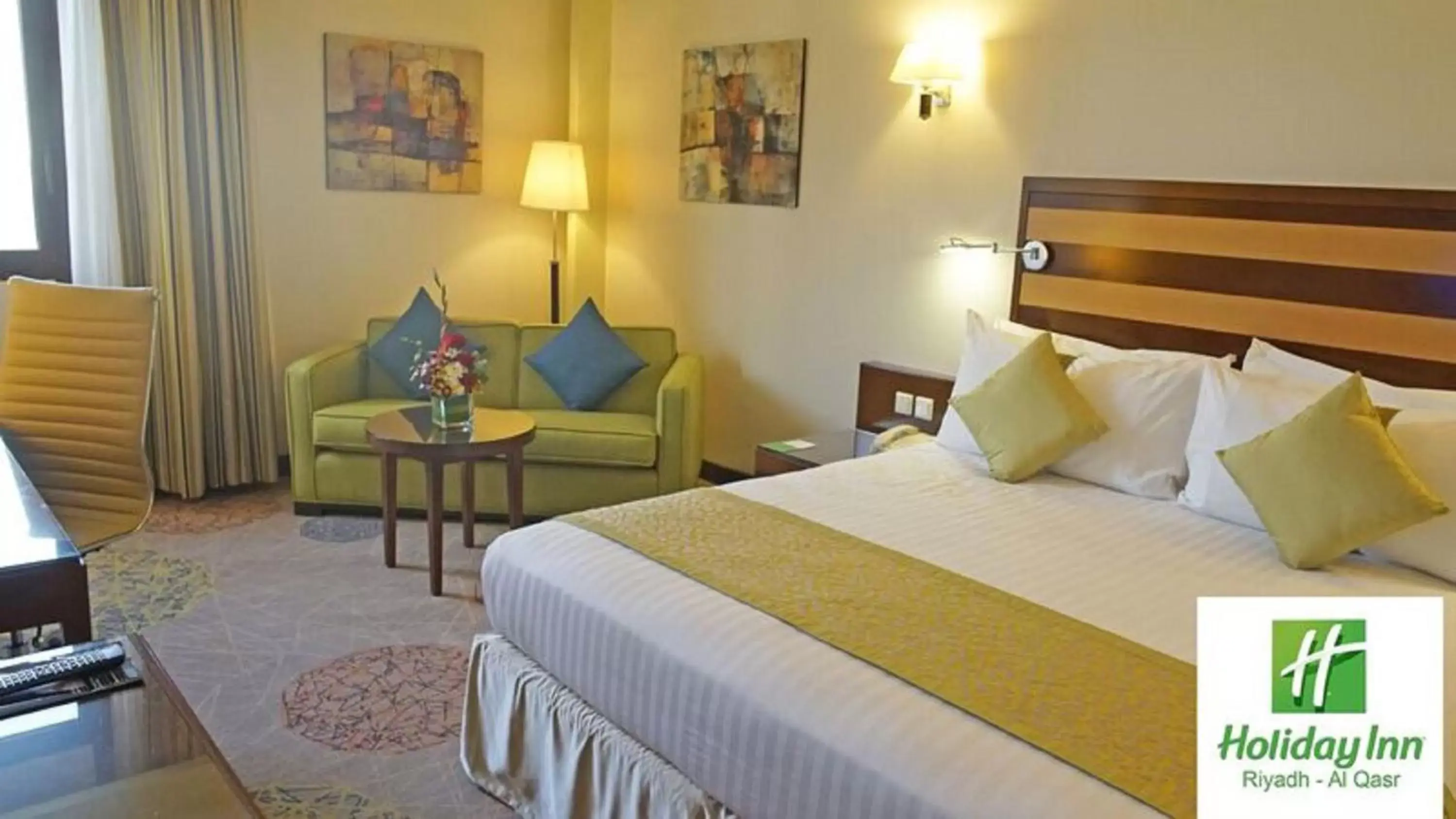 Photo of the whole room, Bed in Holiday Inn Riyadh Al Qasr, an IHG Hotel
