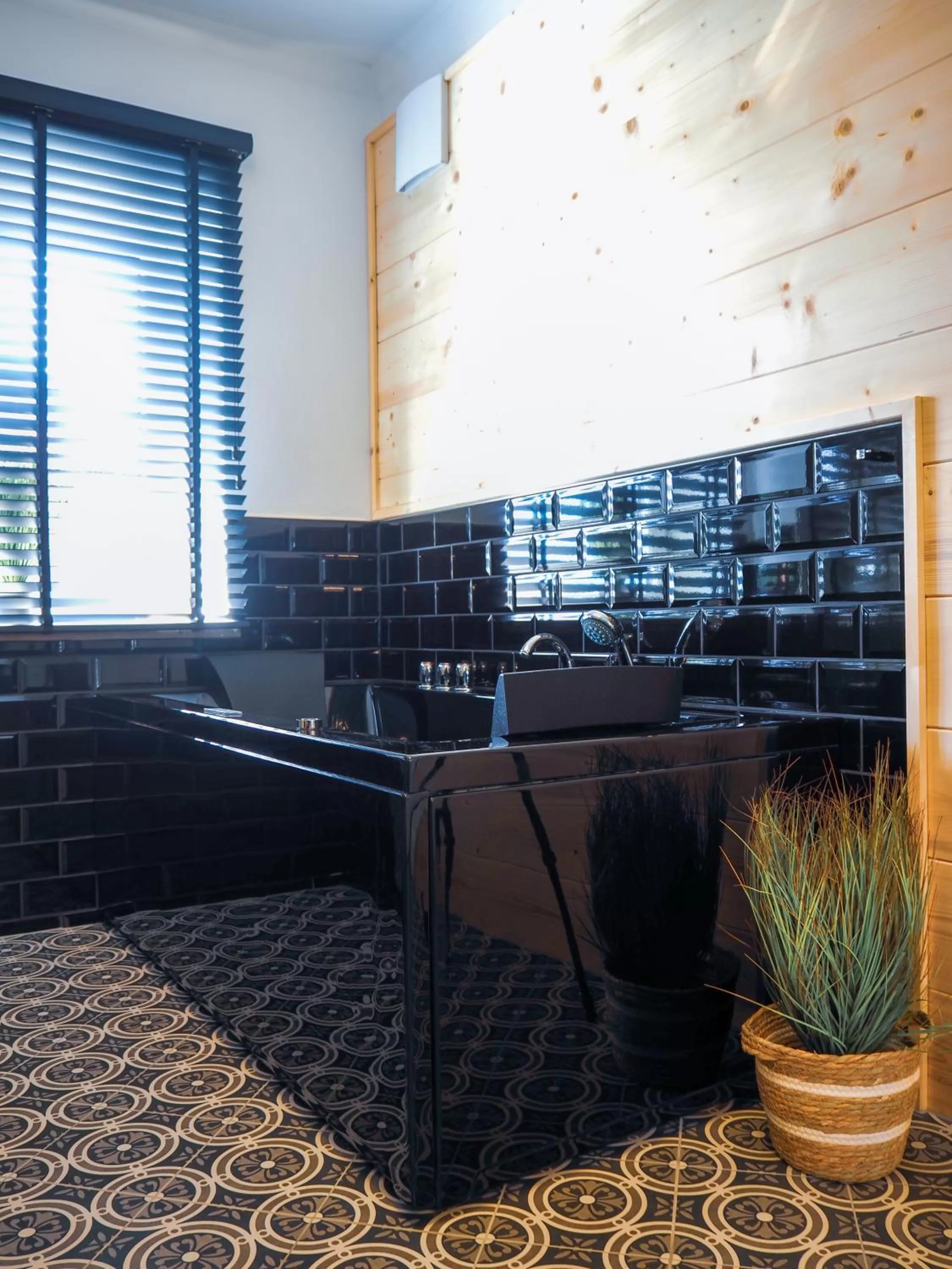 Hot Tub in Sauna & Whirlpool - ALPENLIEBE APARTments