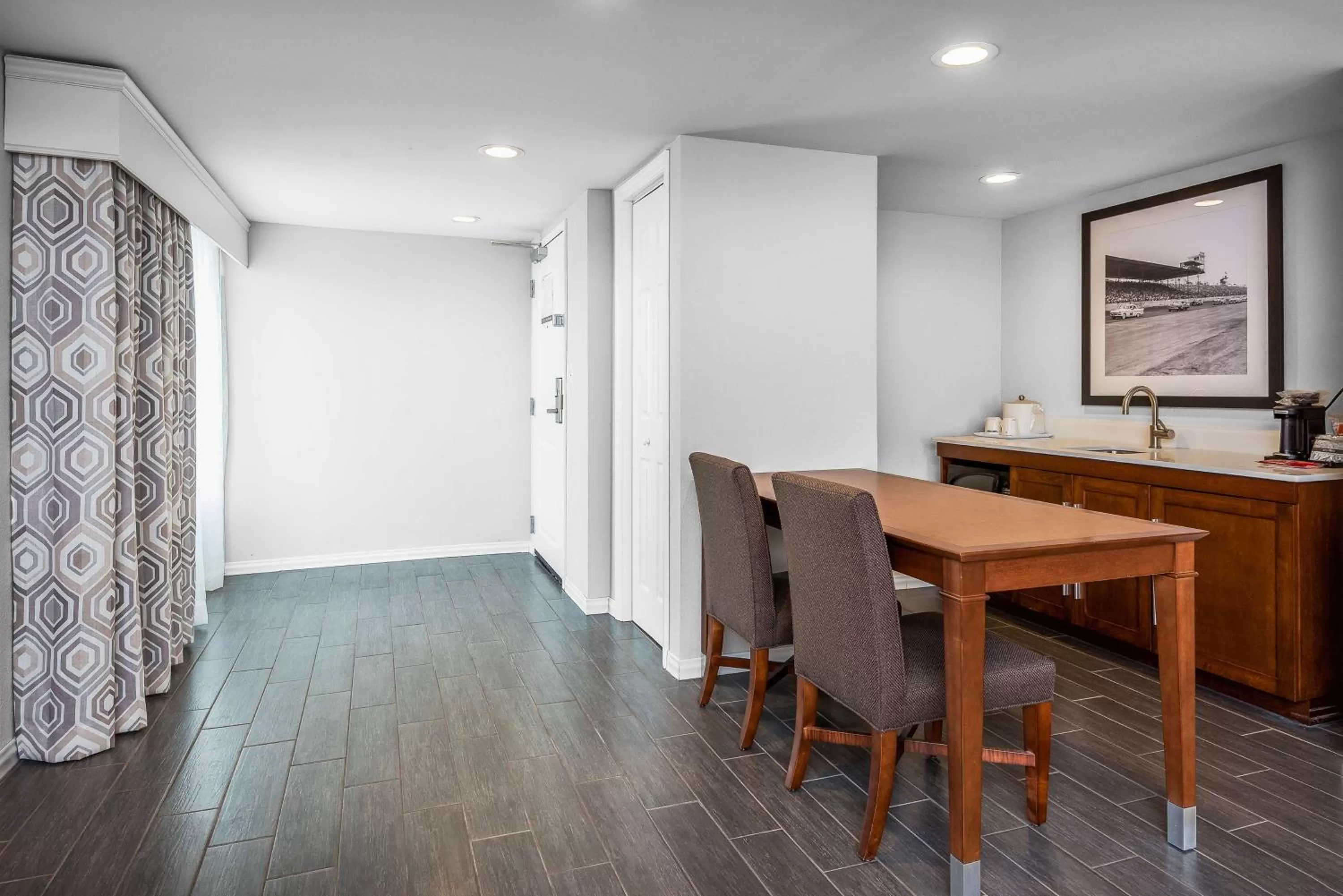 Bed in Hampton Inn & Suites Florence Center