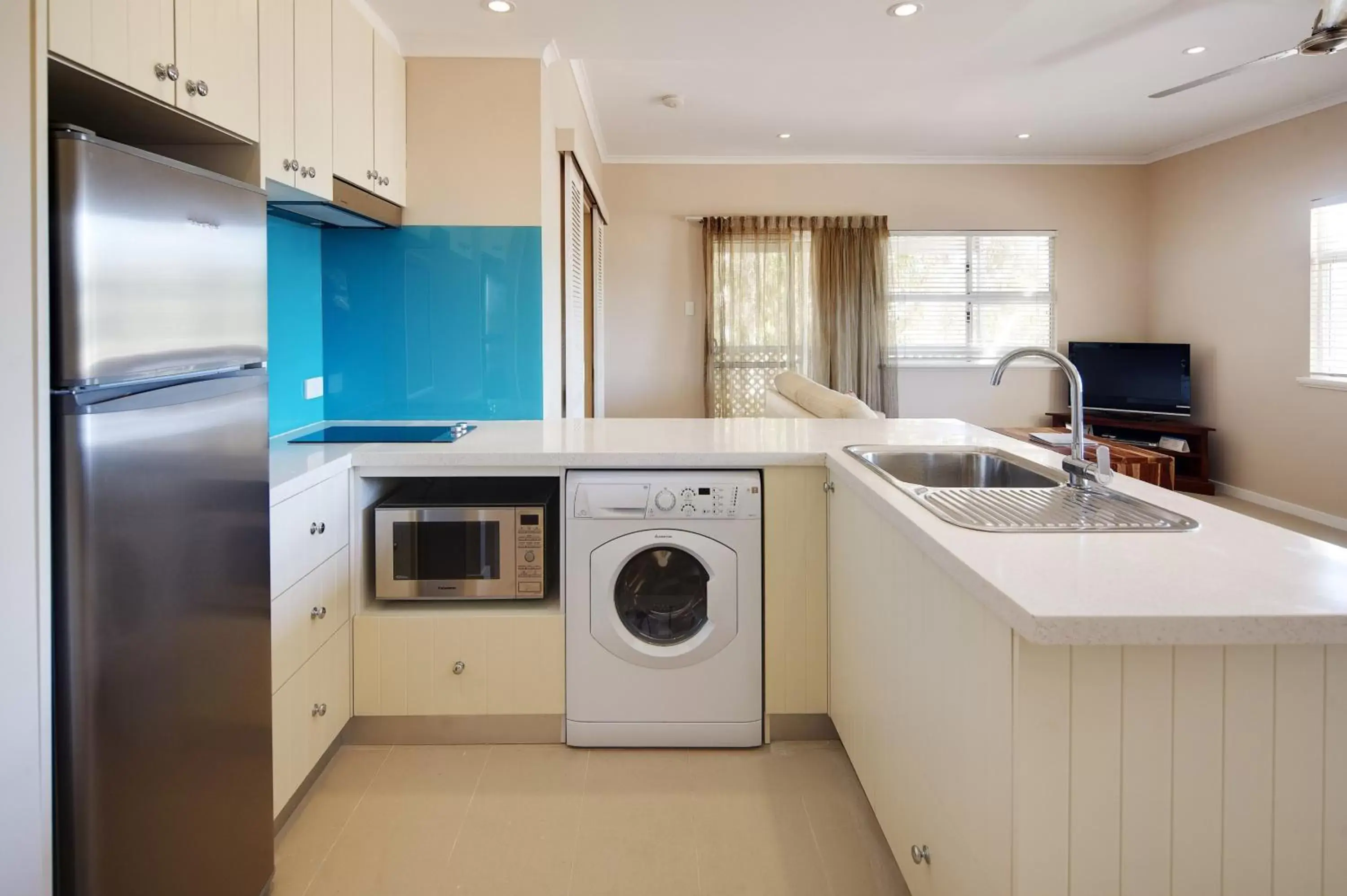 Kitchen or kitchenette, Kitchen/Kitchenette in Seashells Broome