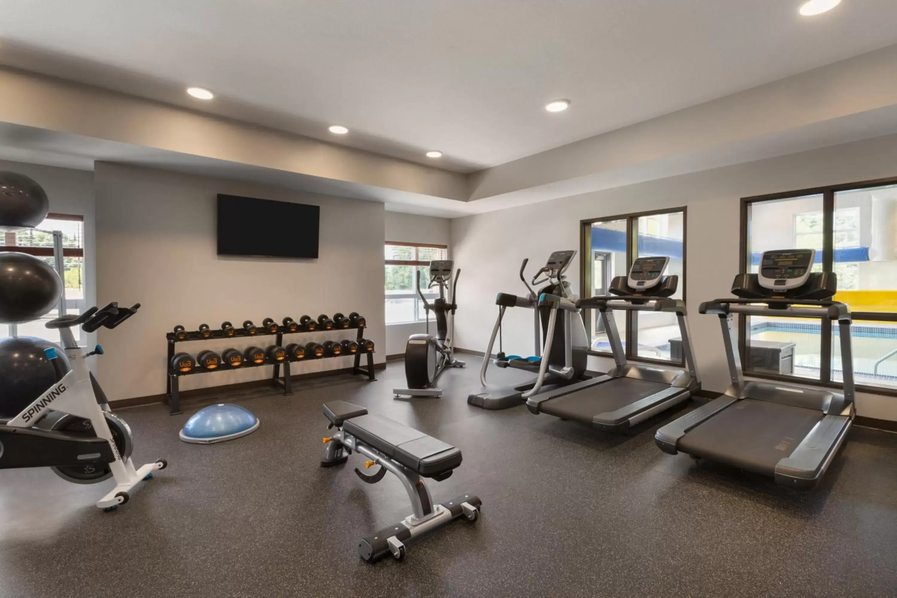 Fitness centre/facilities, Fitness Center/Facilities in Microtel Inn & Suites by Wyndham Oyster Bay Ladysmith