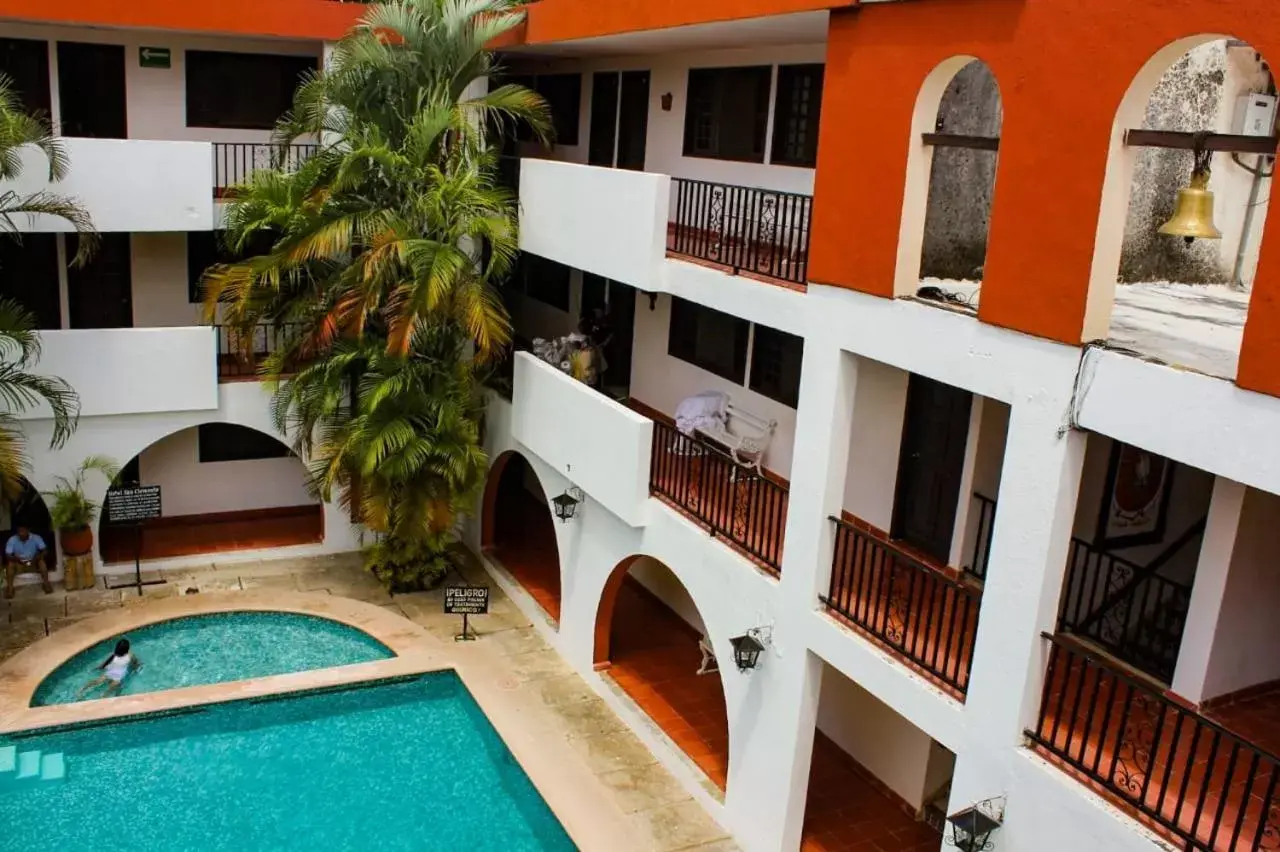 Pool View in Hotel San Clemente