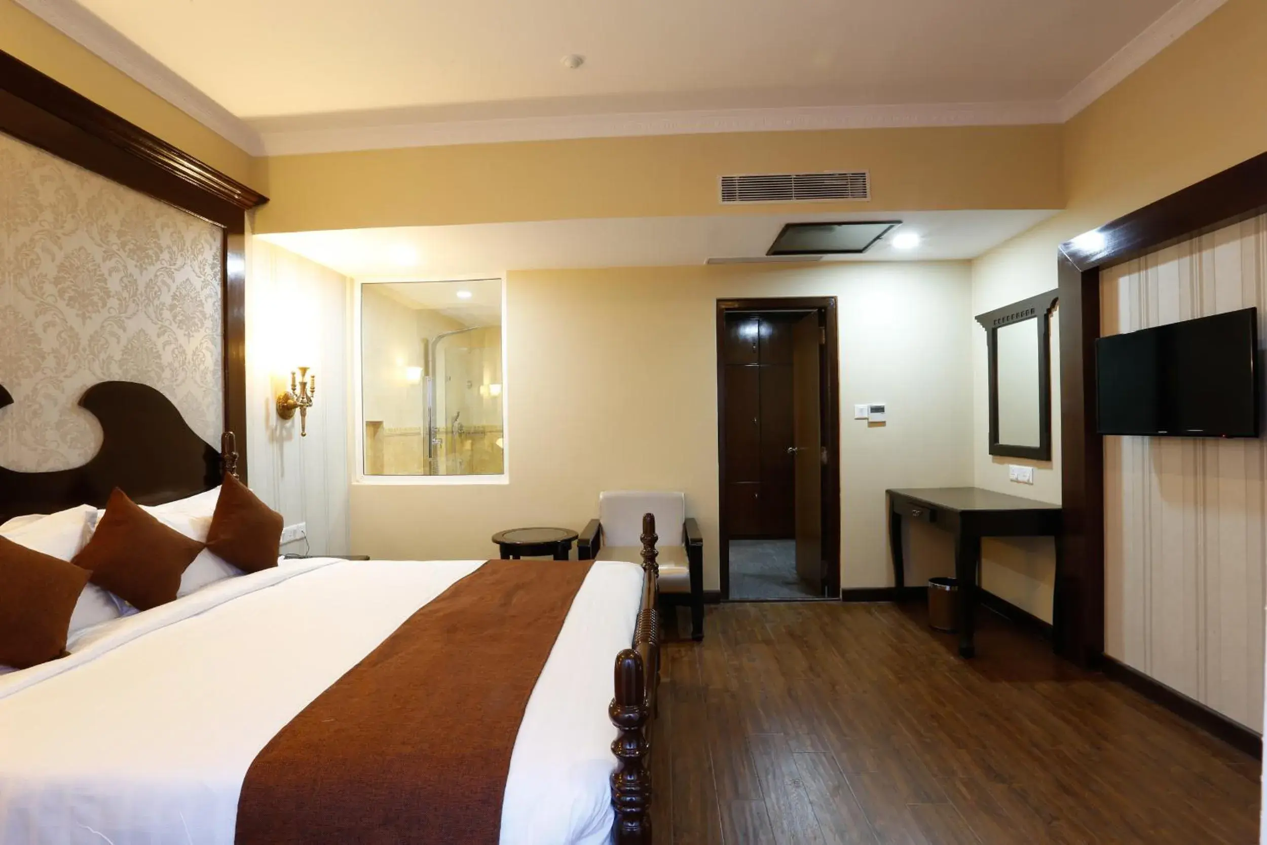 Bedroom in Da Yatra Courtyard Hotel