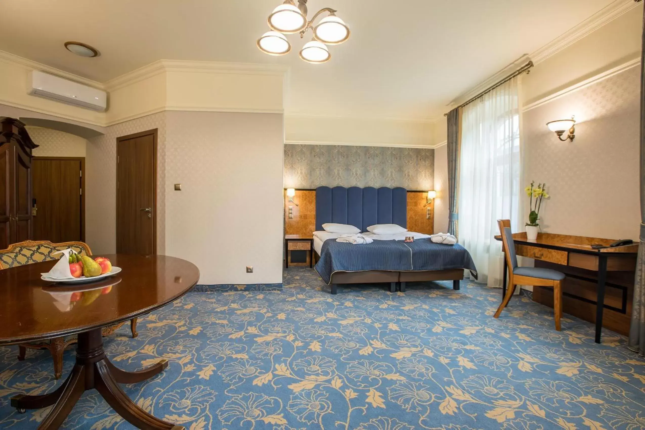 Bed in Hotel Diament Plaza Gliwice