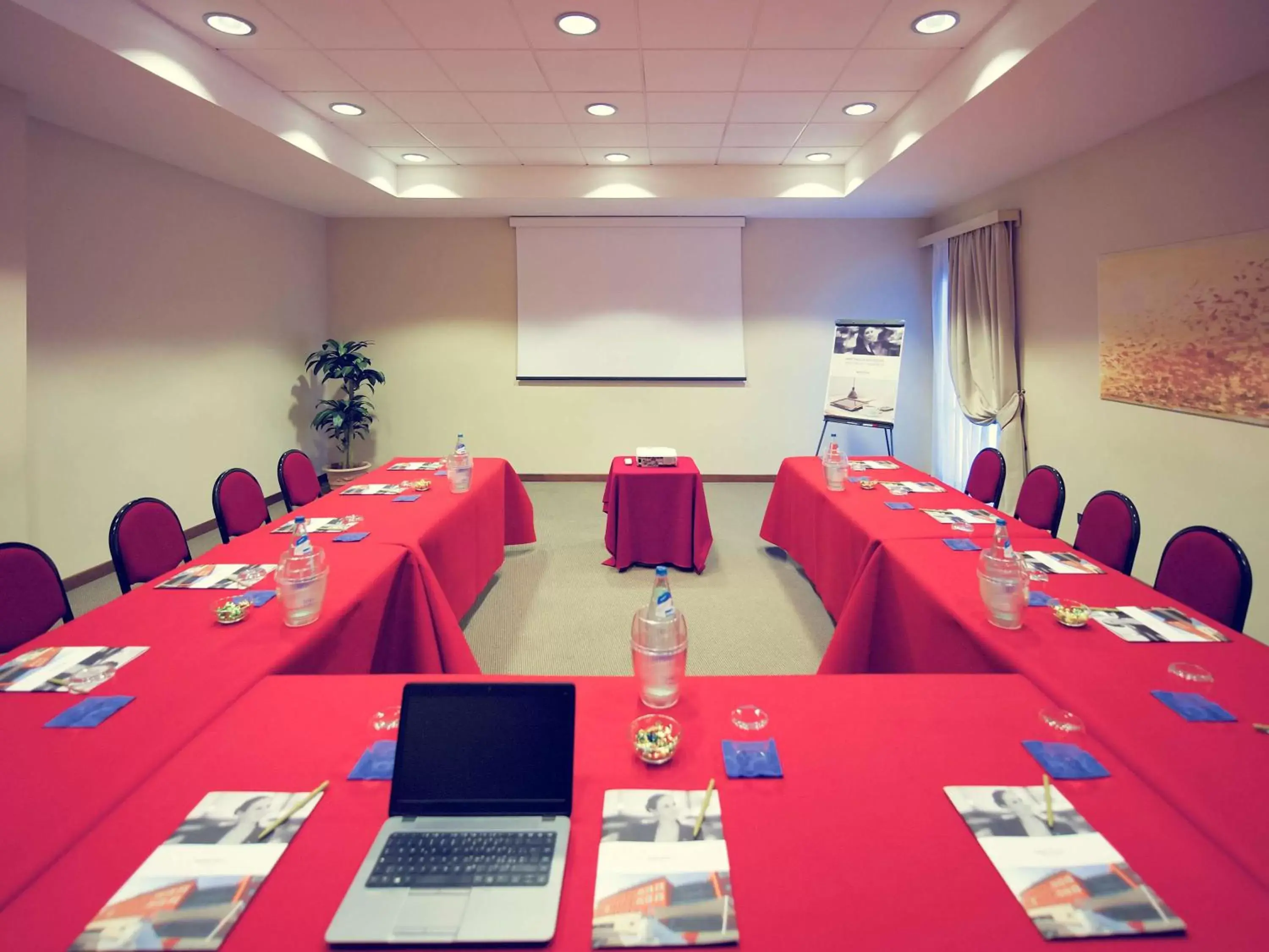 On site, Business Area/Conference Room in Mercure Genova San Biagio