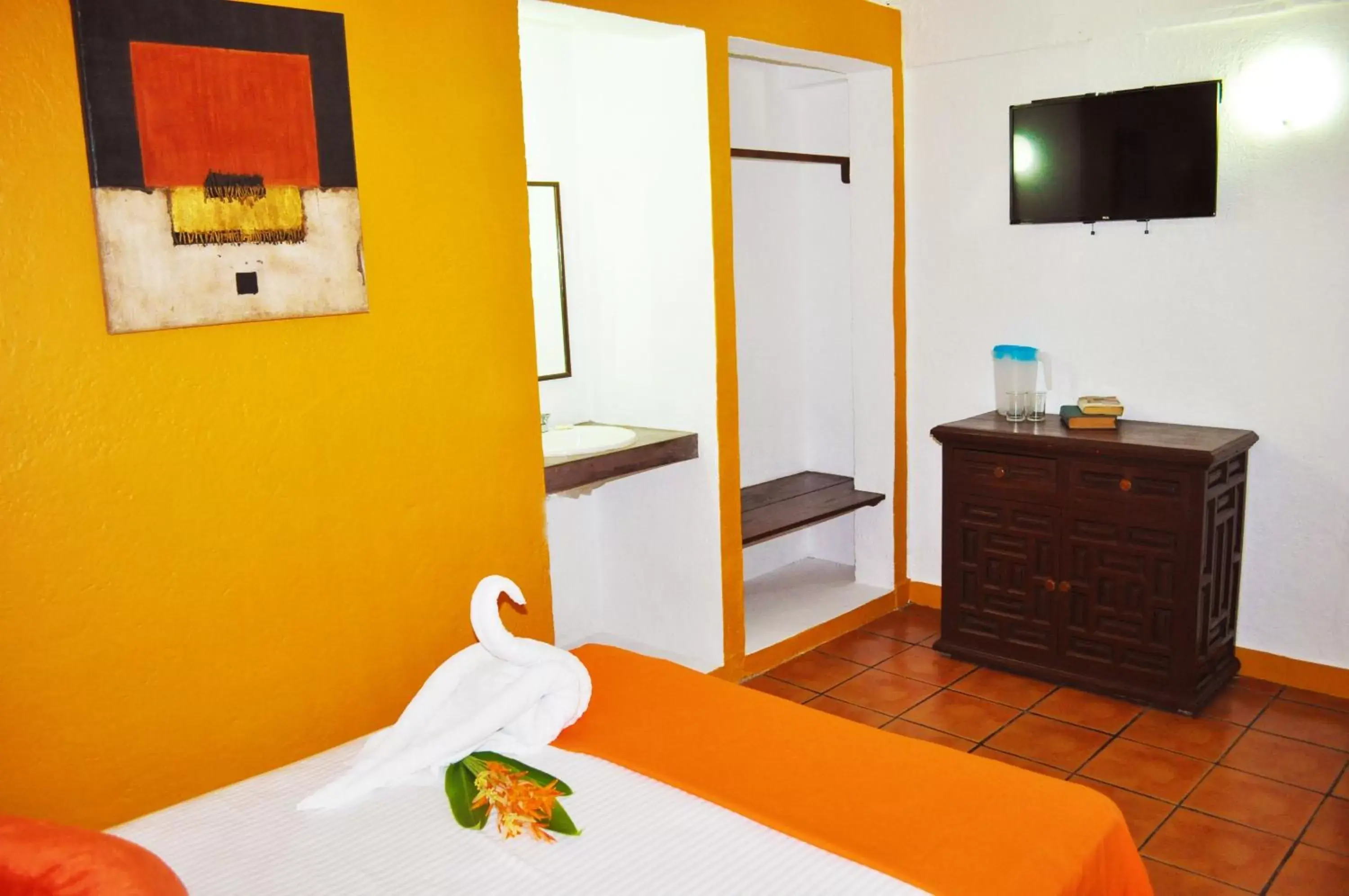 Bedroom, Bed in Hotel Hacienda de Vallarta Centro