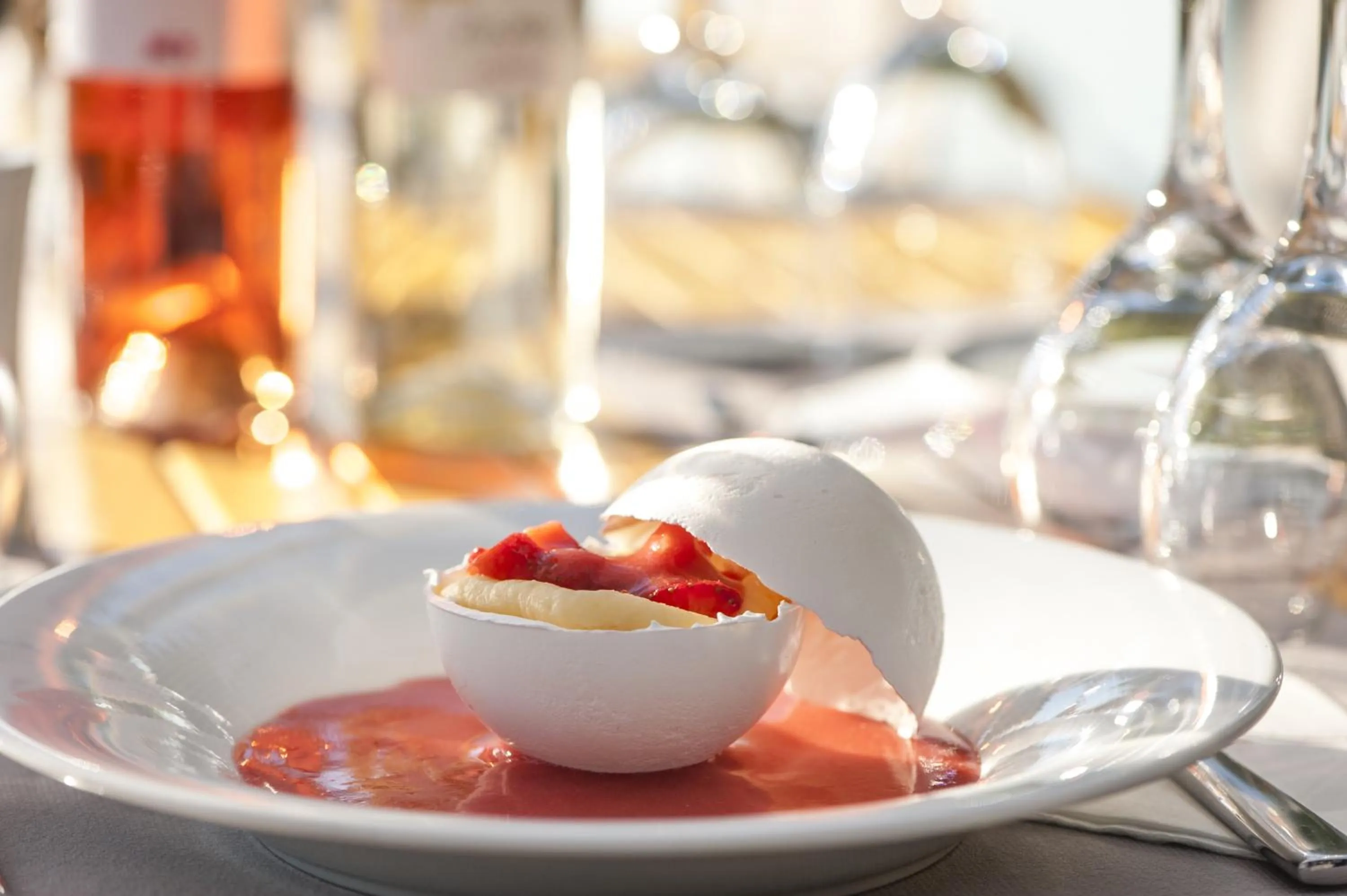 Restaurant/places to eat in Vincci EverEden