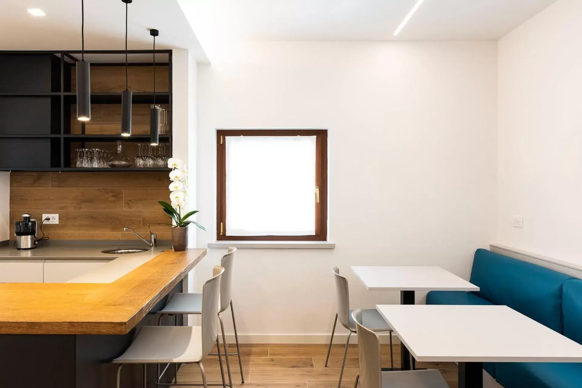 Breakfast, Dining Area in Casa Fullin