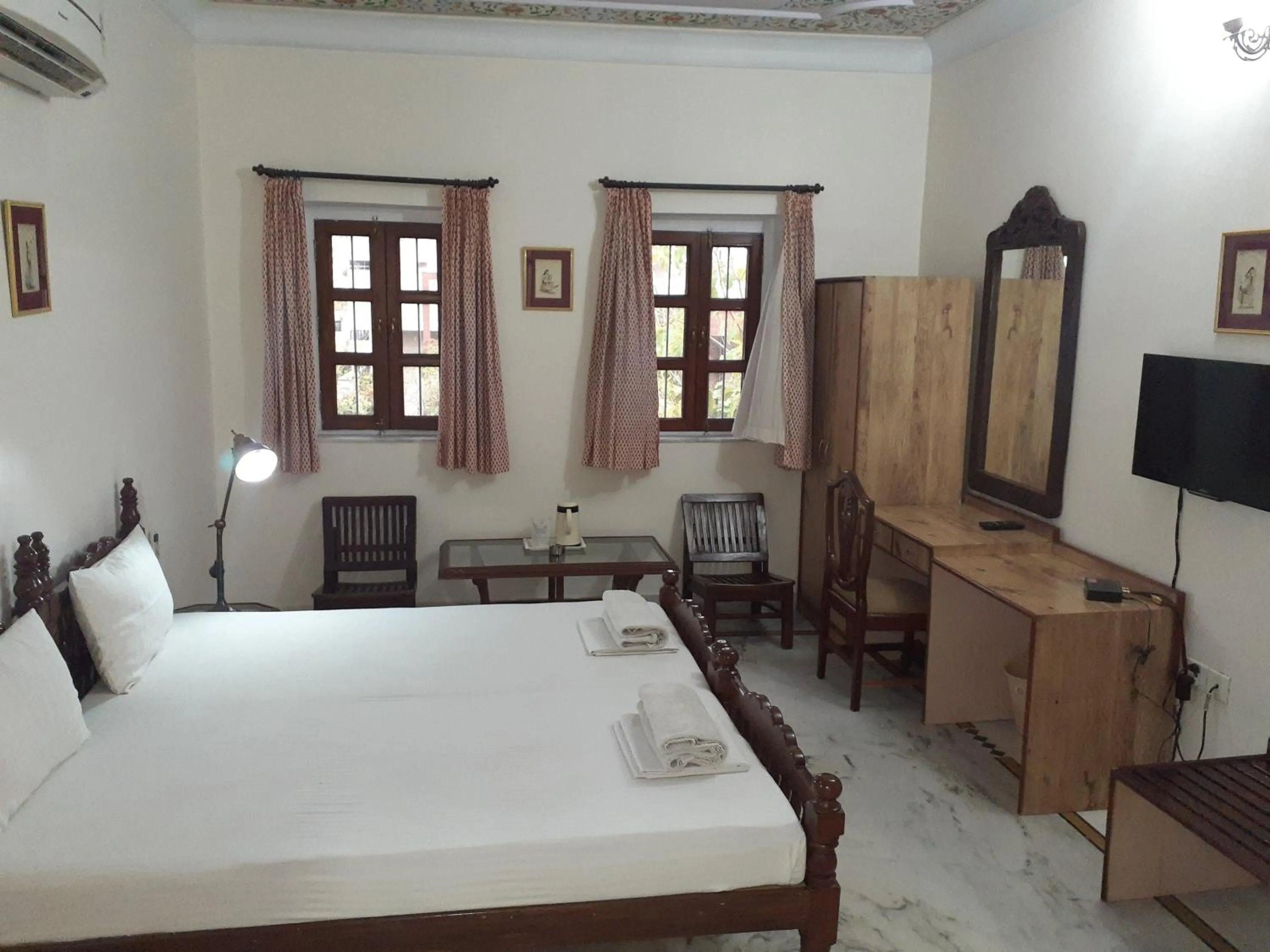 Bed in Anuraag Villa