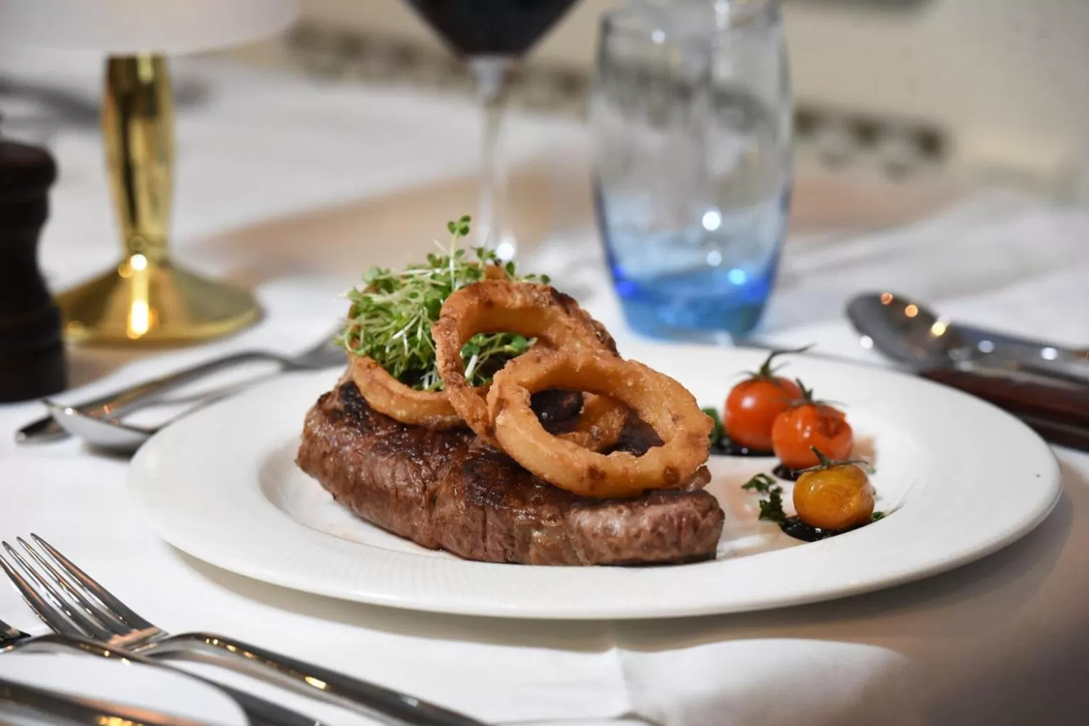 Food and drinks in Clybaun Hotel