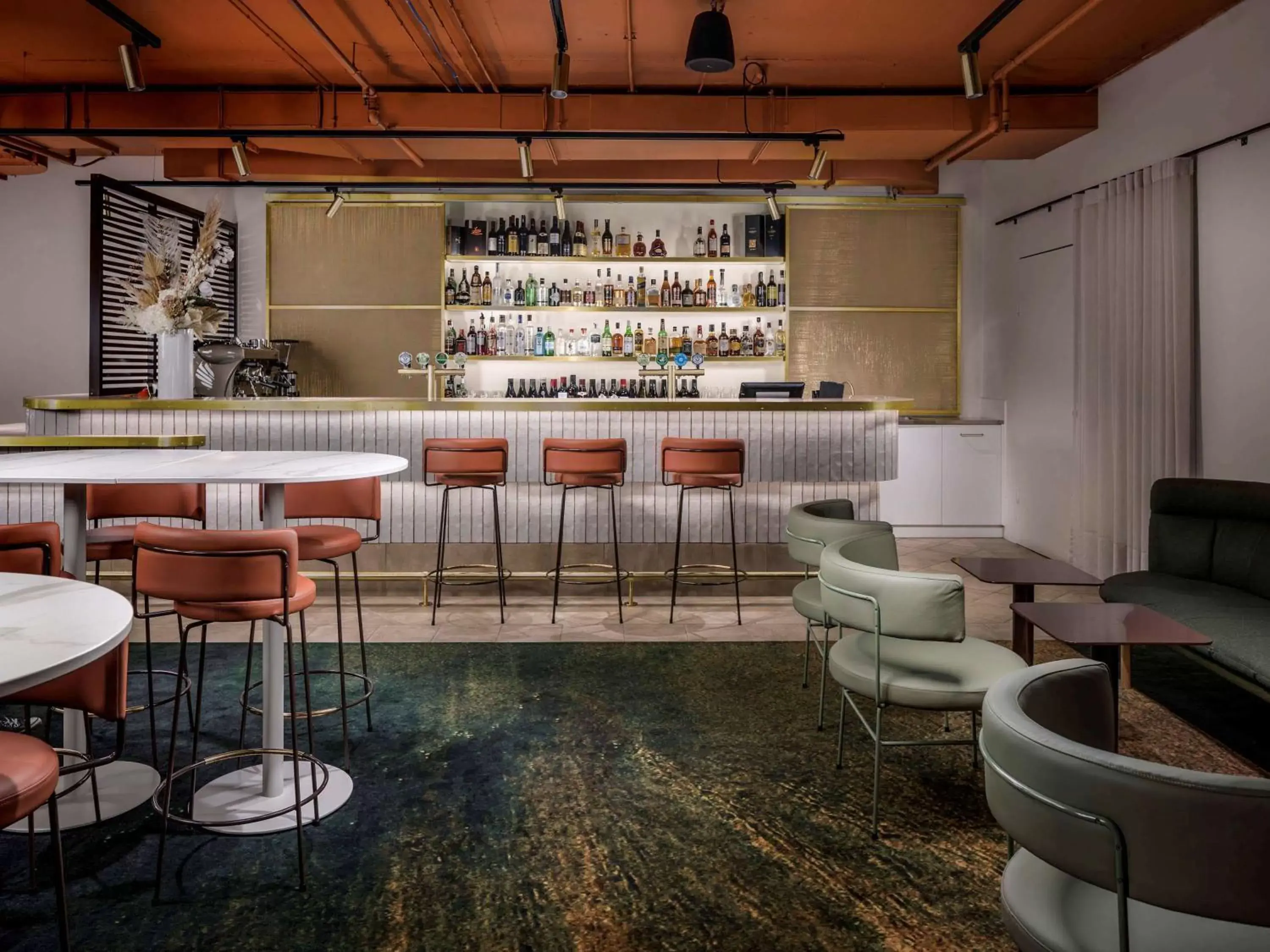 Lounge or bar, Lounge/Bar in Pullman Melbourne on Swanston