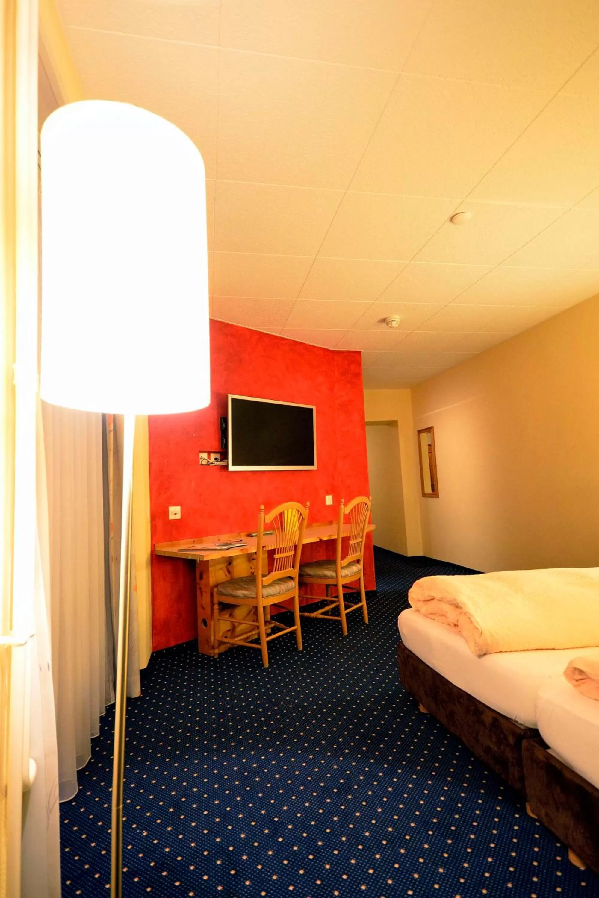 Seating area, Bed in Ambiente Hotel Freieck
