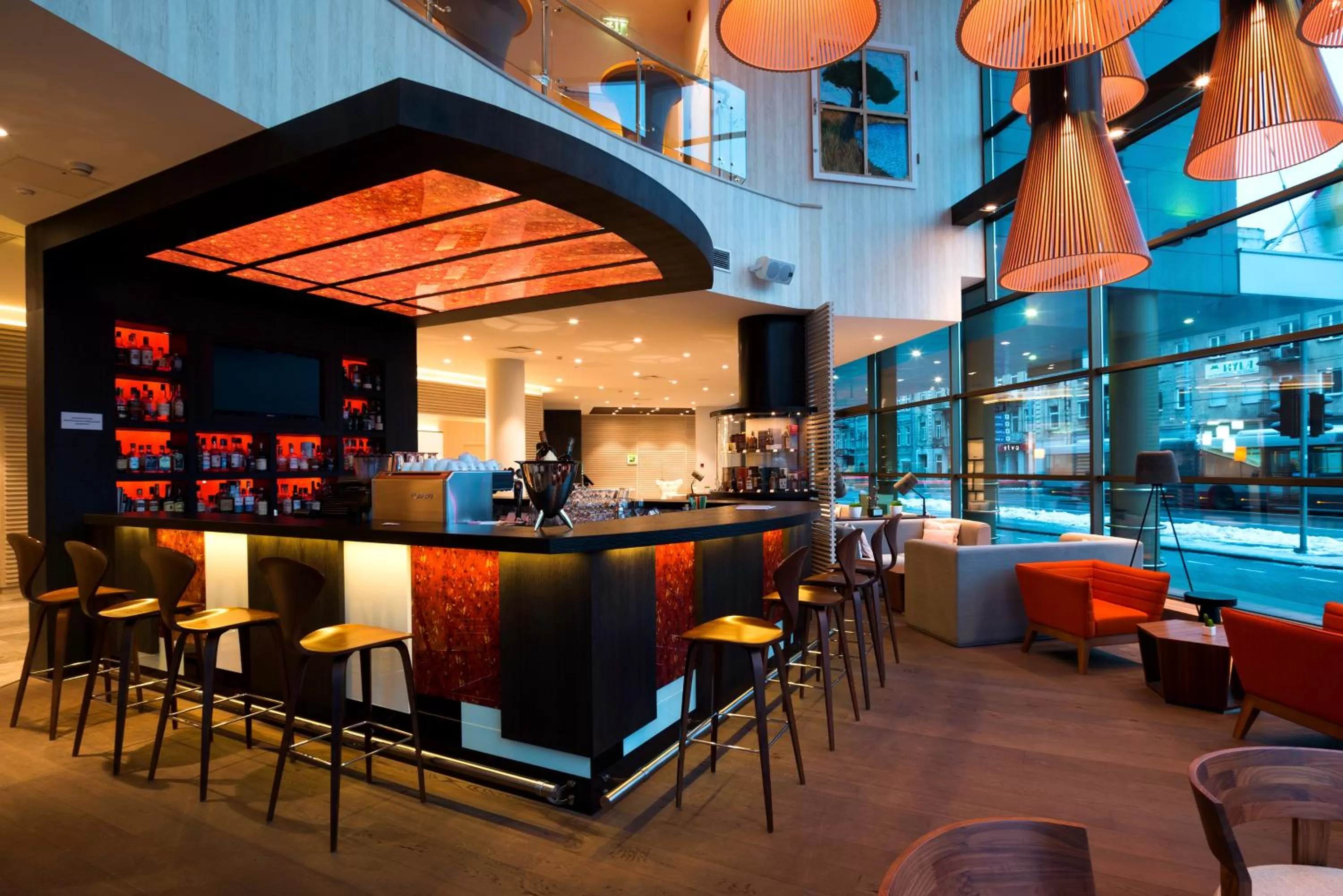 Lounge or bar in Holiday Inn Vilnius by IHG