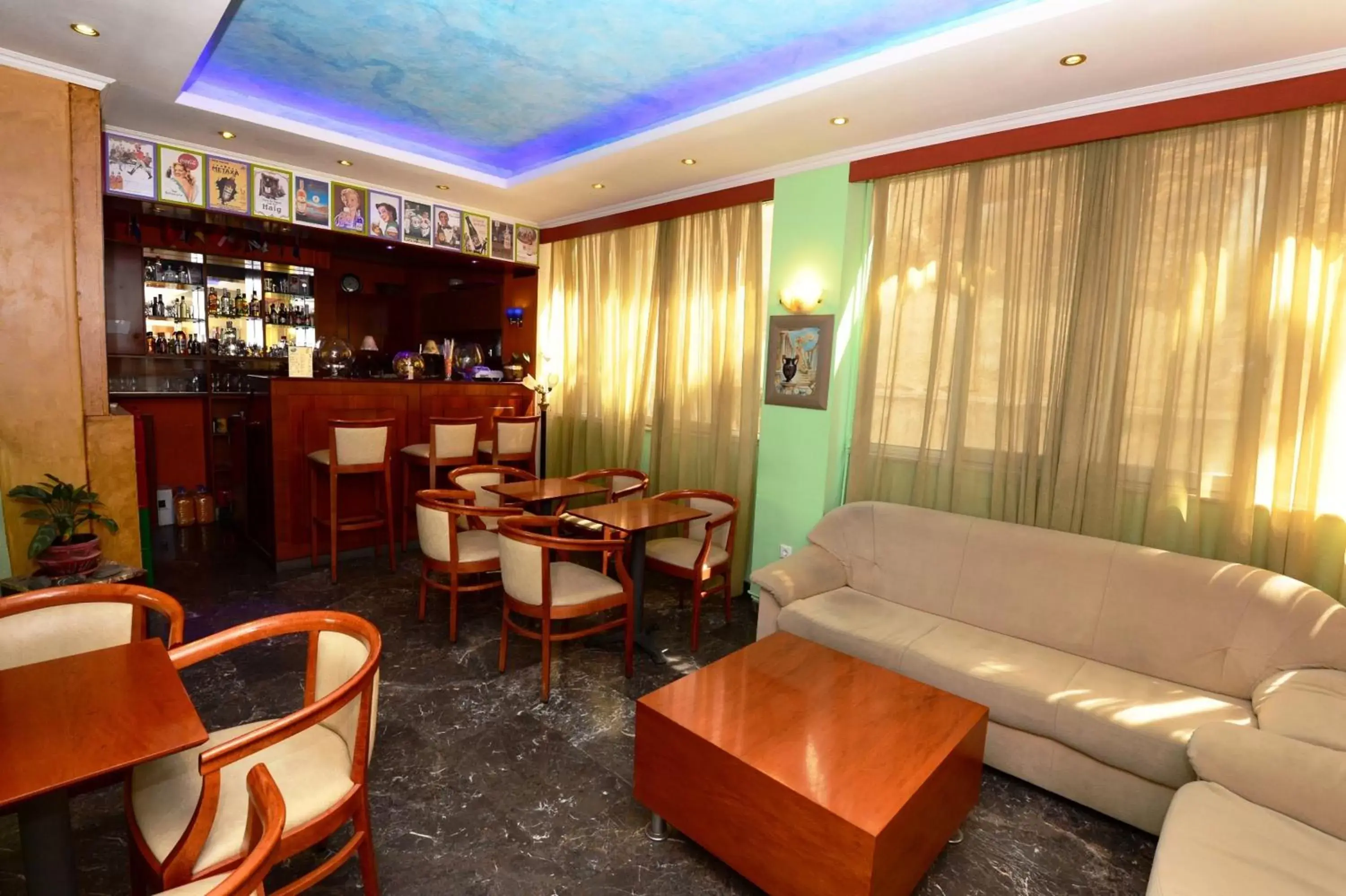 Lounge or bar, Lounge/Bar in Pergamos Hotel