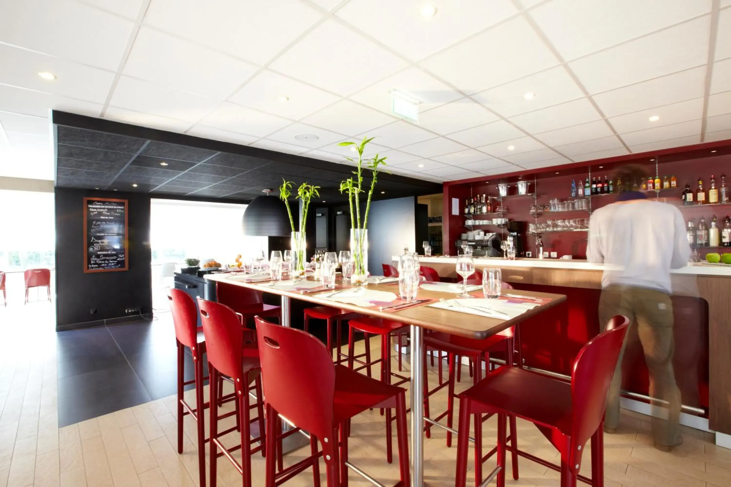 Restaurant/Places to Eat in Campanile Hotel Compiegne