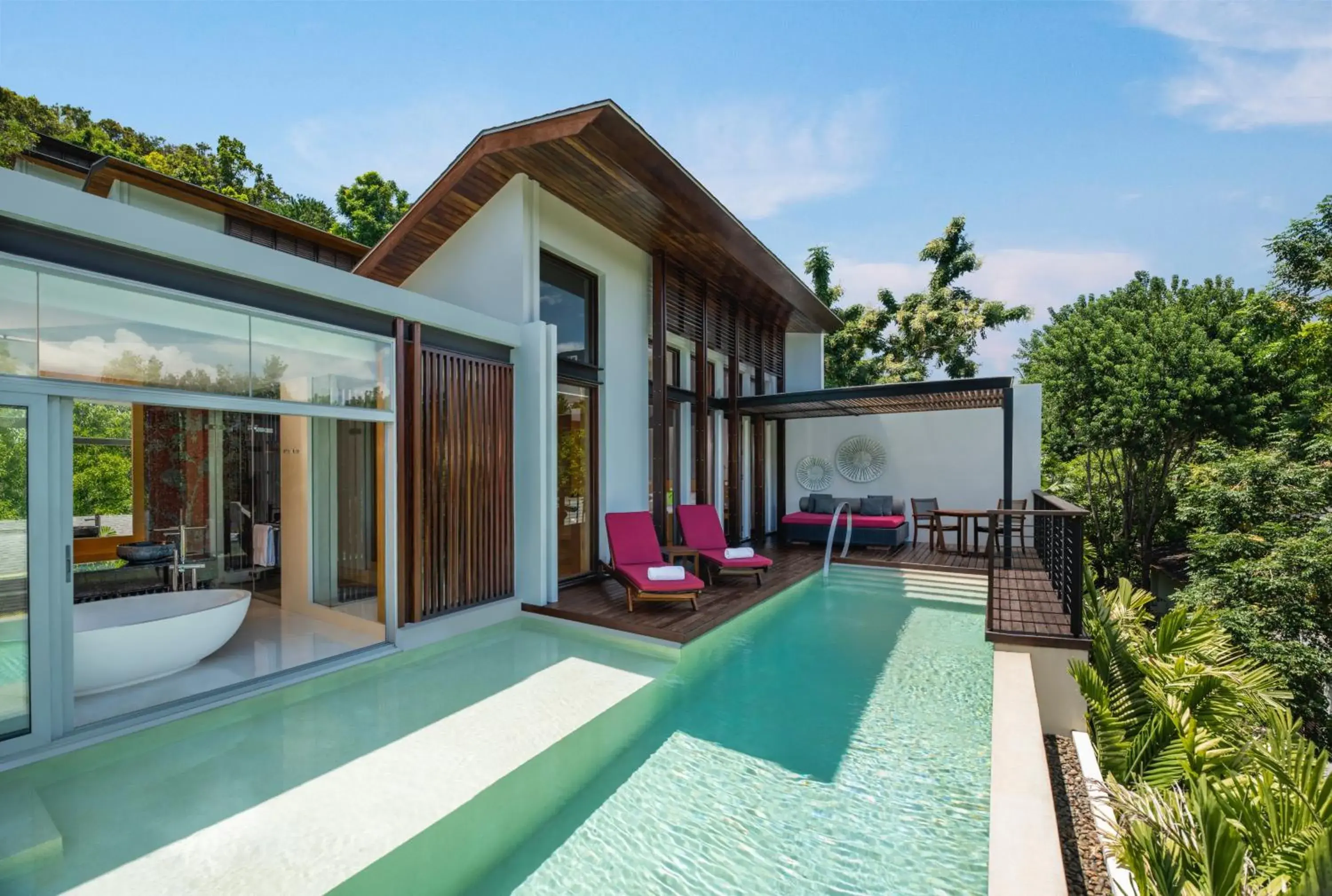 Jungle Oasis King Bed with Private Pool Villa in W Koh Samui